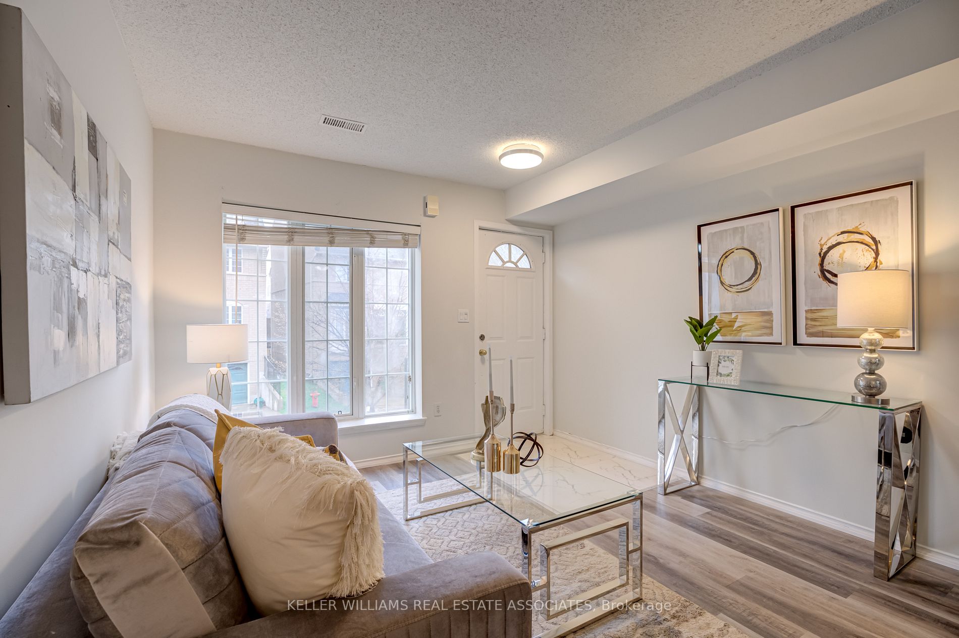 75 Strathaven Dr, #35