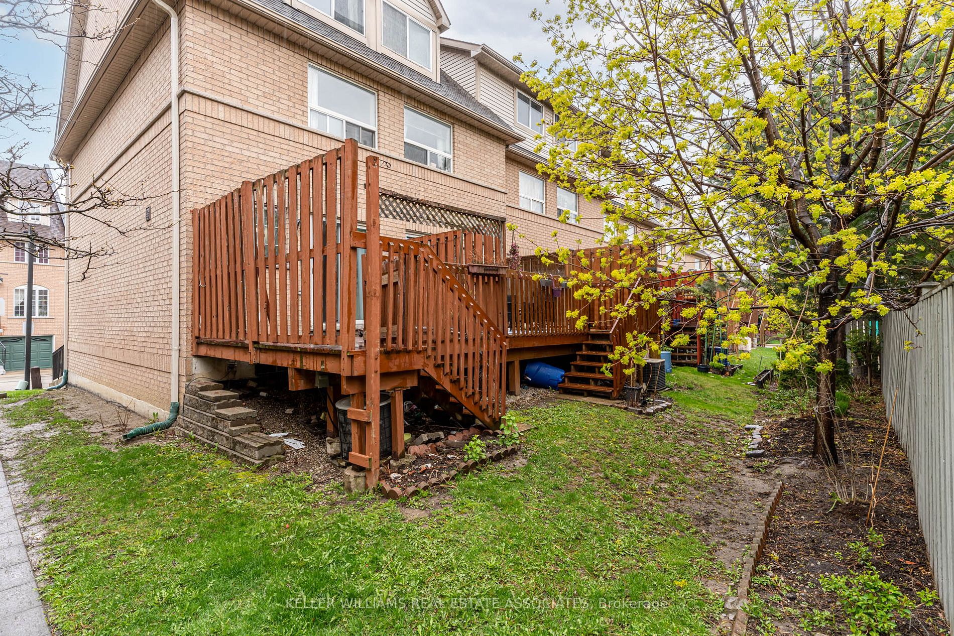 75 Strathaven Dr, #35