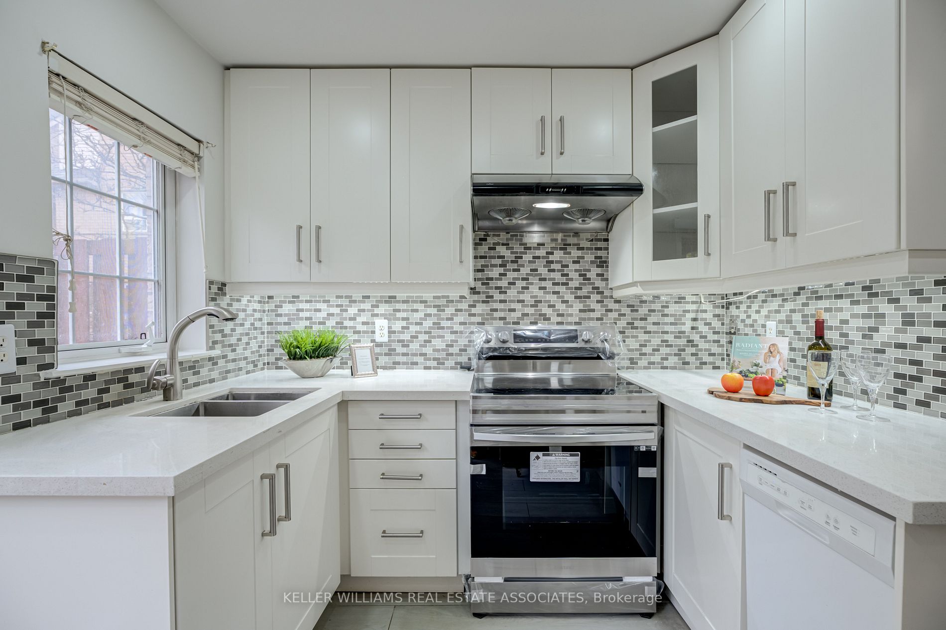 75 Strathaven Dr, #35