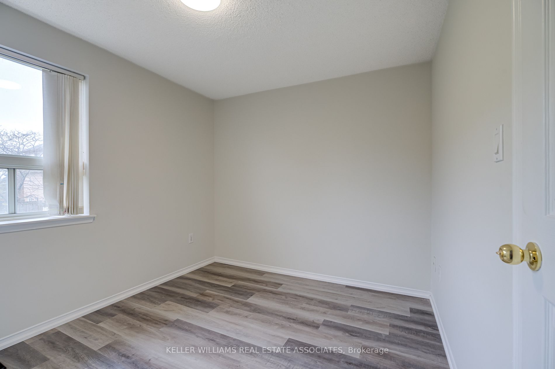 75 Strathaven Dr, #35