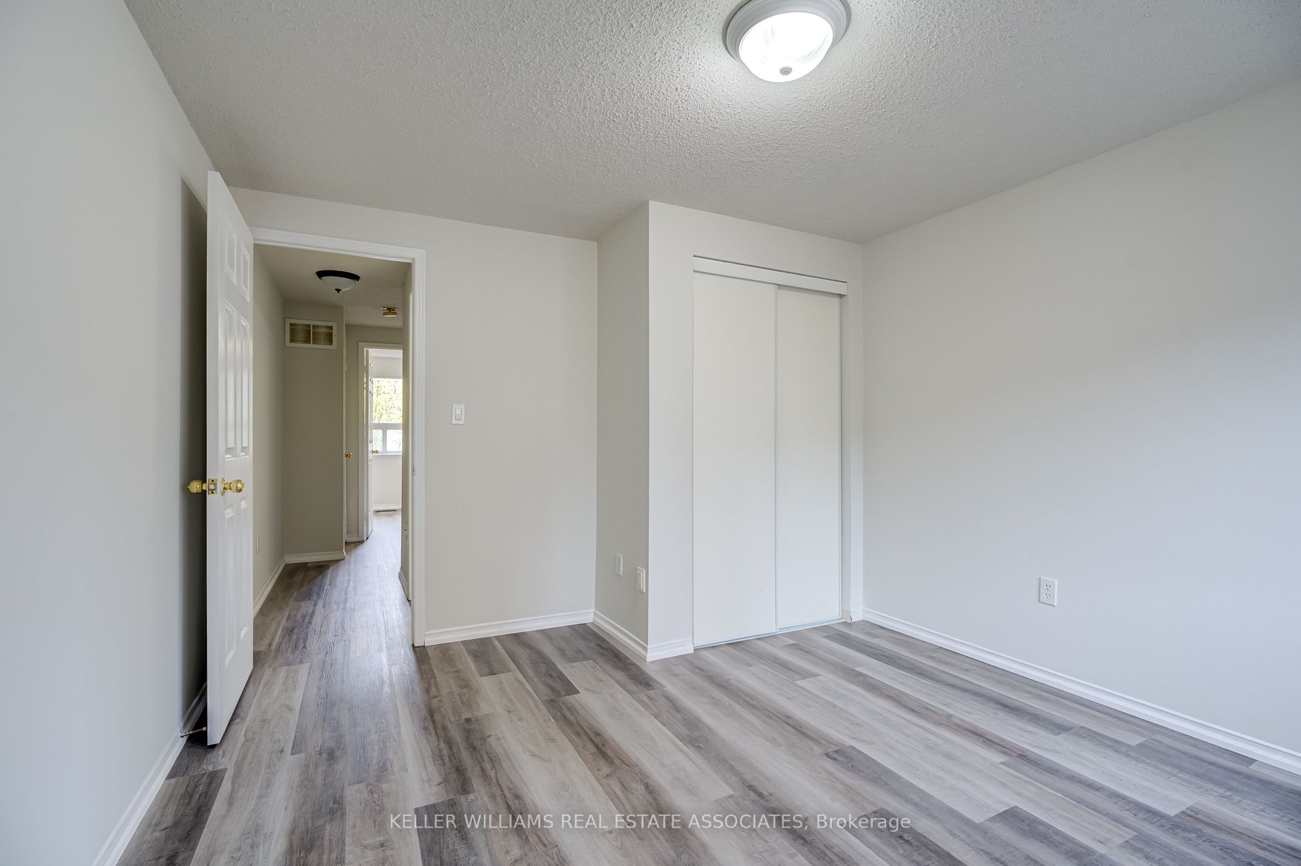75 Strathaven Dr, #35