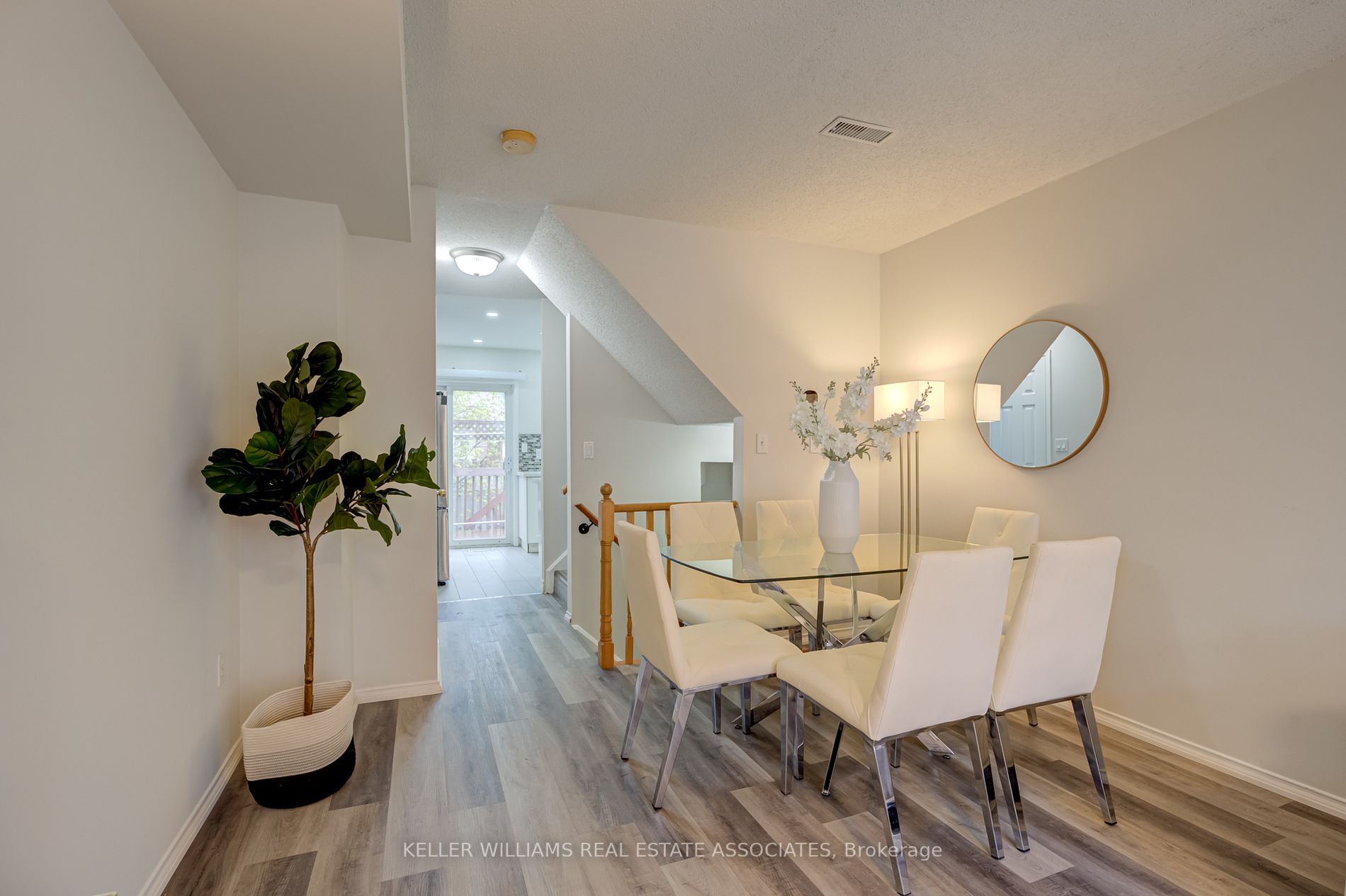 75 Strathaven Dr, #35