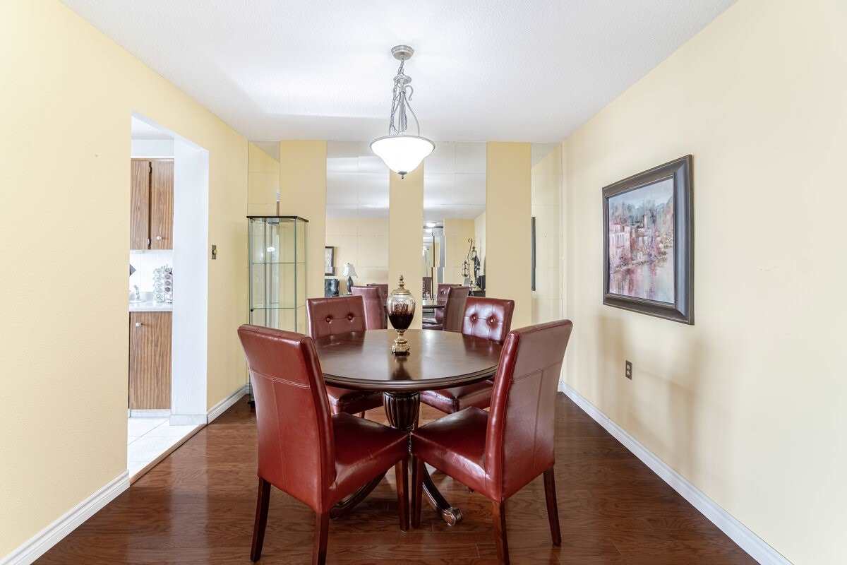18 Knightsbridge Road, #2510