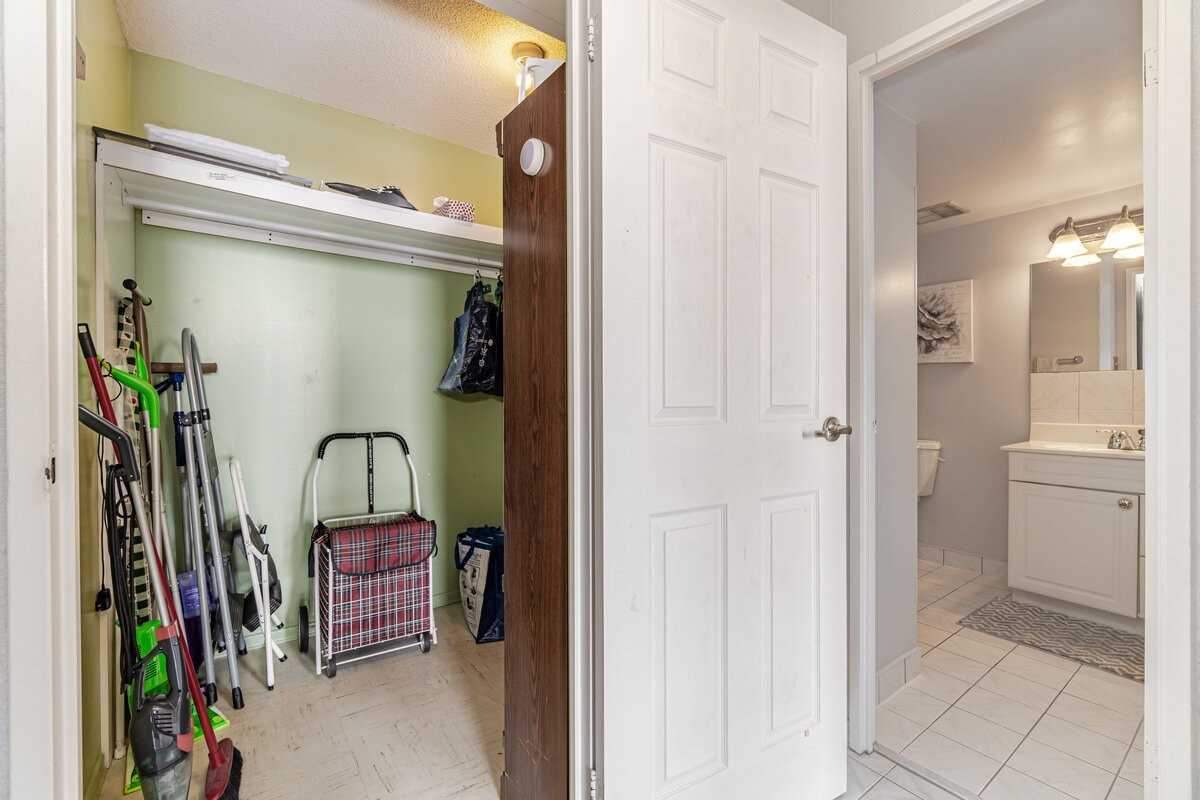18 Knightsbridge Road, #2510
