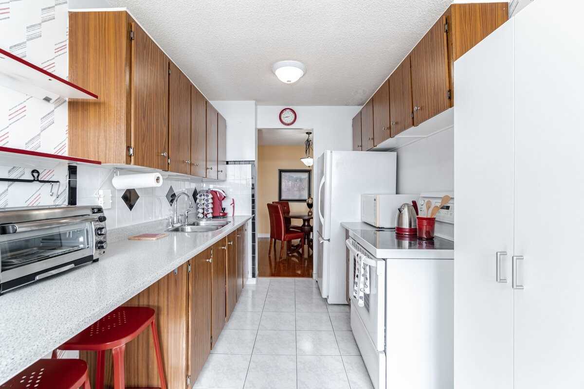 18 Knightsbridge Road, #2510