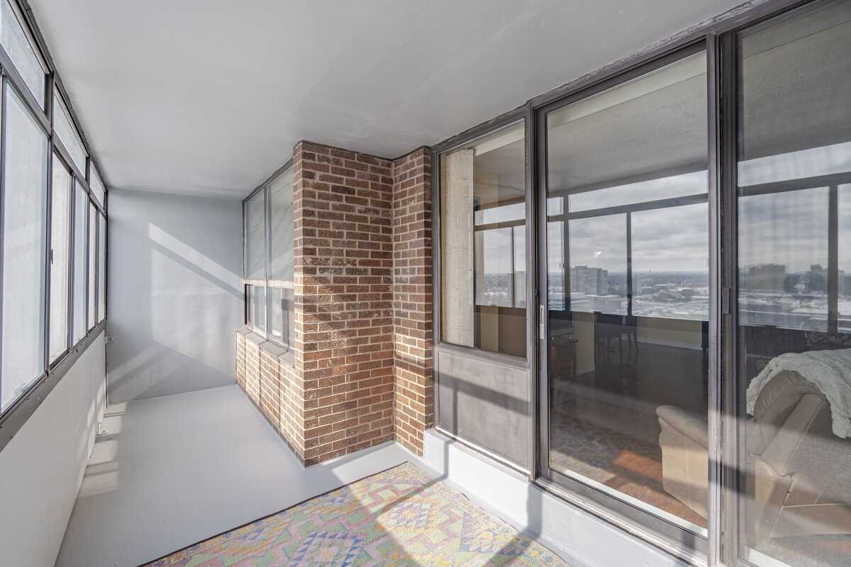 18 Knightsbridge Road, #2510