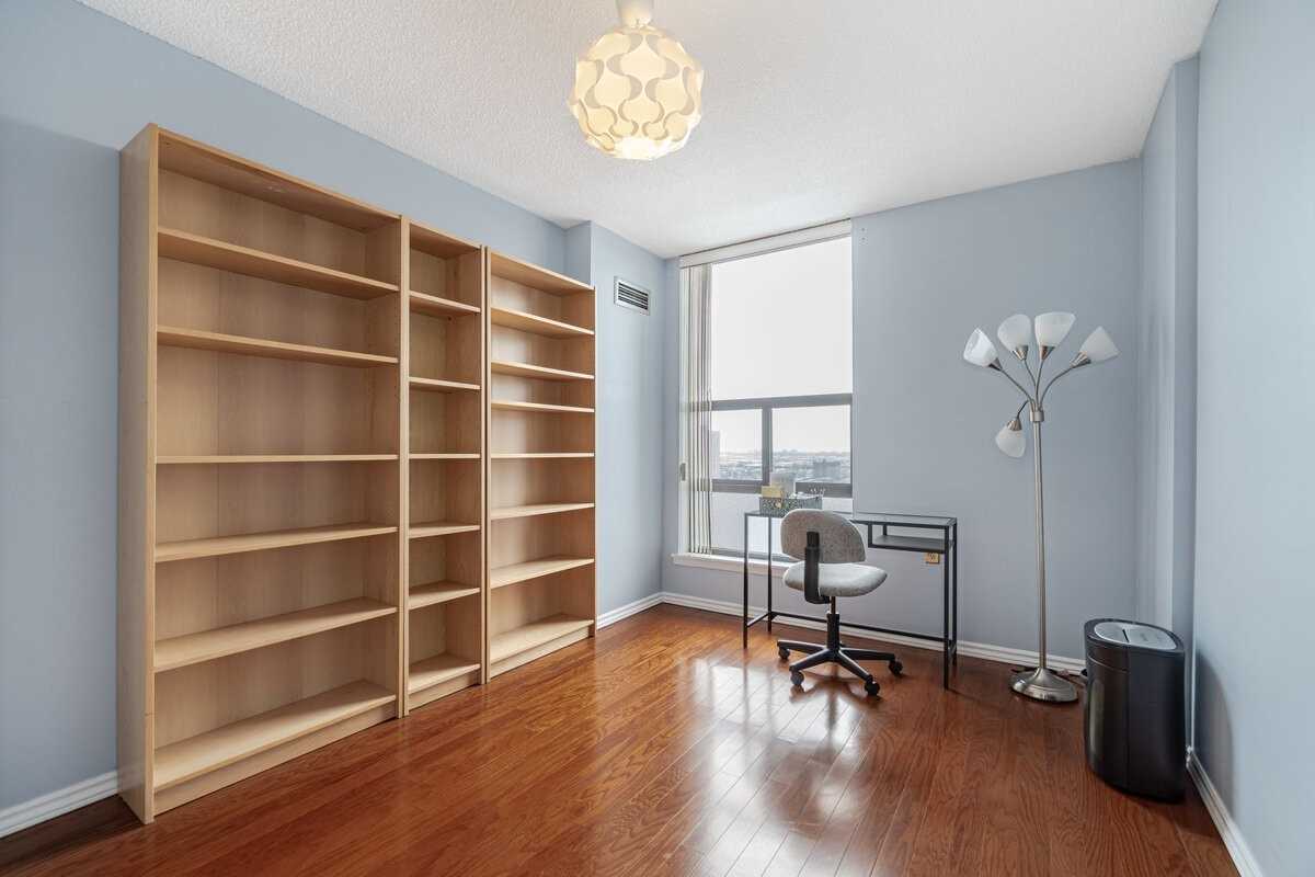 18 Knightsbridge Road, #2510