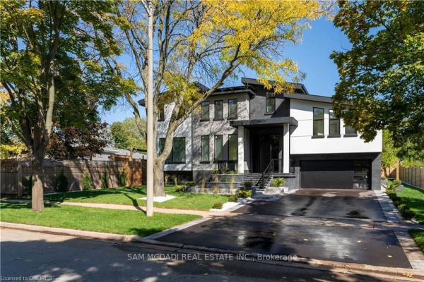 375 Sunset Dr, Oakville