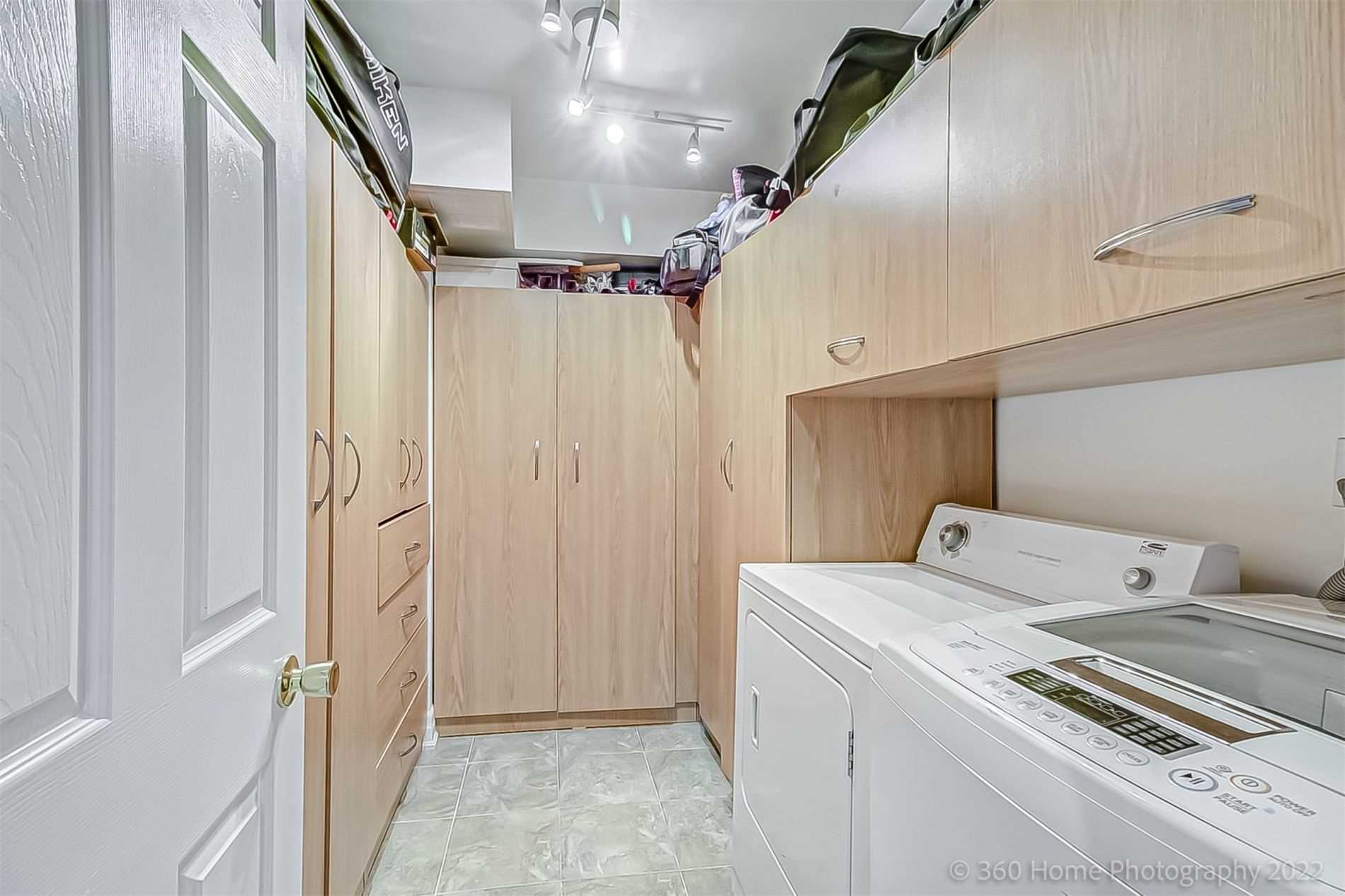 Listing W5941709 - Large Photo # 6