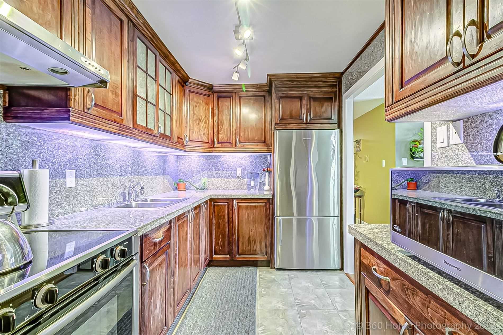 Listing W5941709 - Large Photo # 7