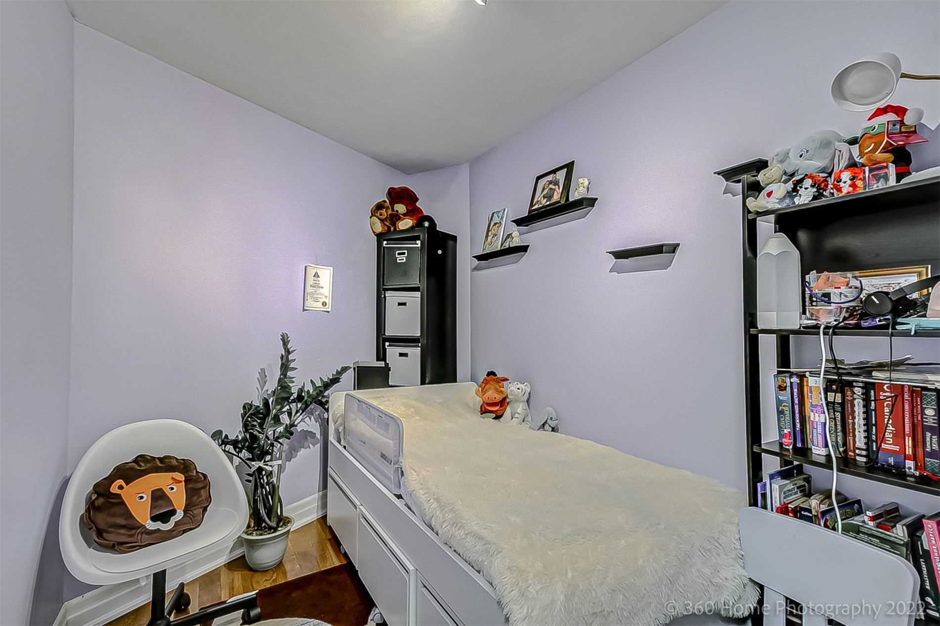 Listing W5941709 - Large Photo # 12