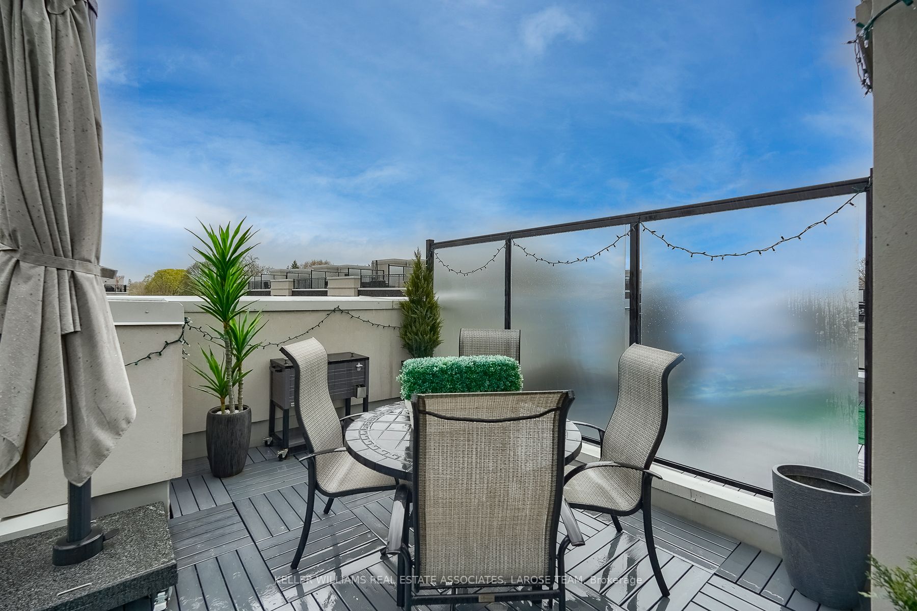 1180 Cawthra Rd, #108