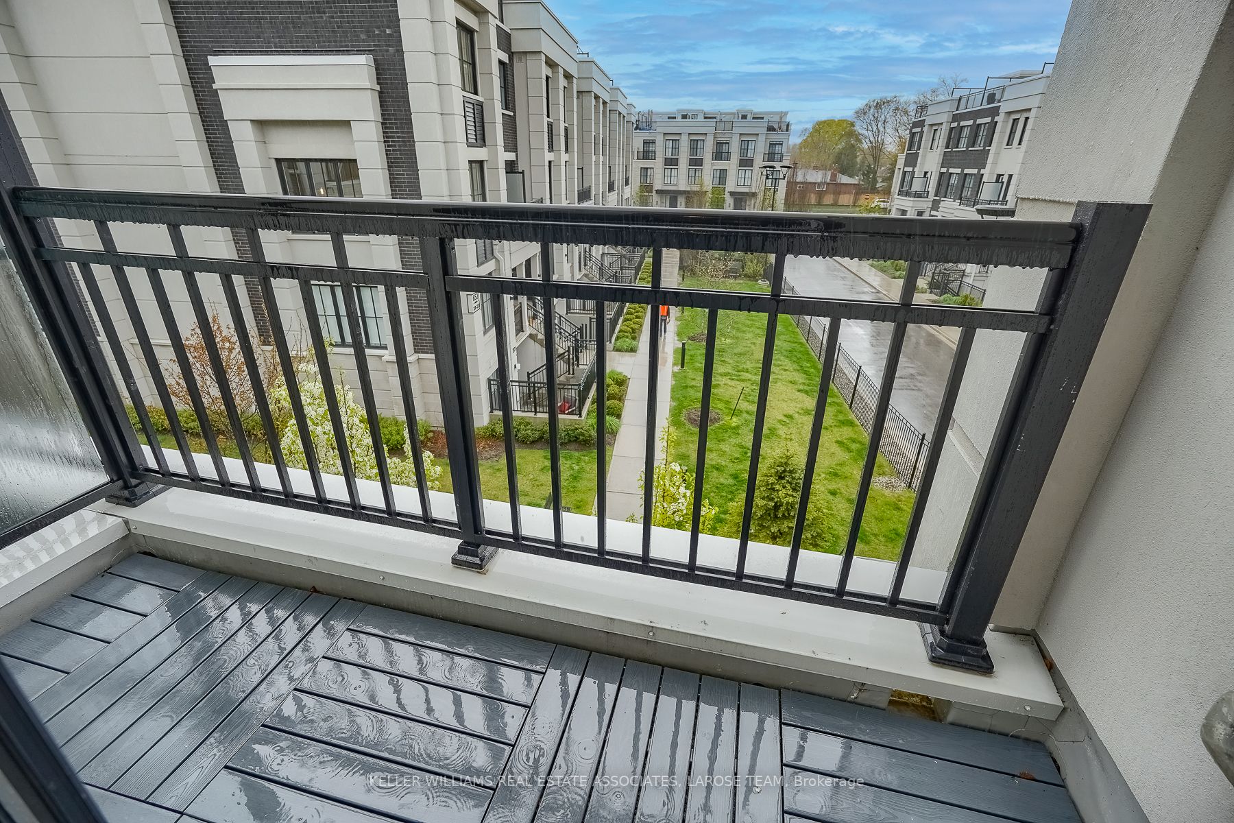 1180 Cawthra Rd, #108