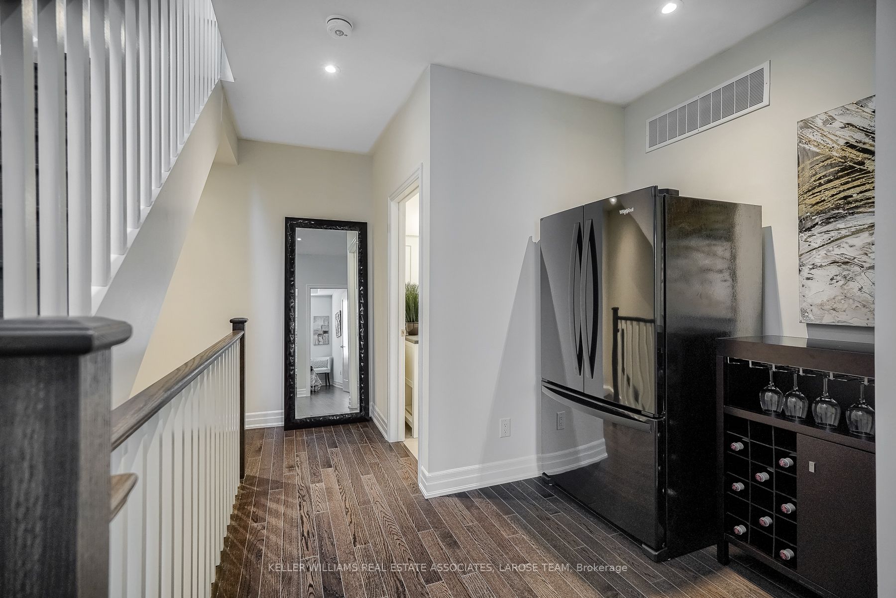 1180 Cawthra Rd, #108