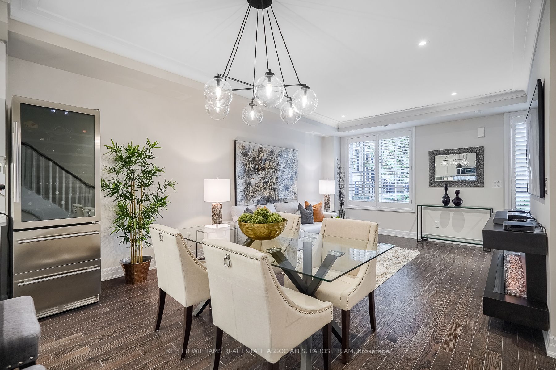 1180 Cawthra Rd, #108