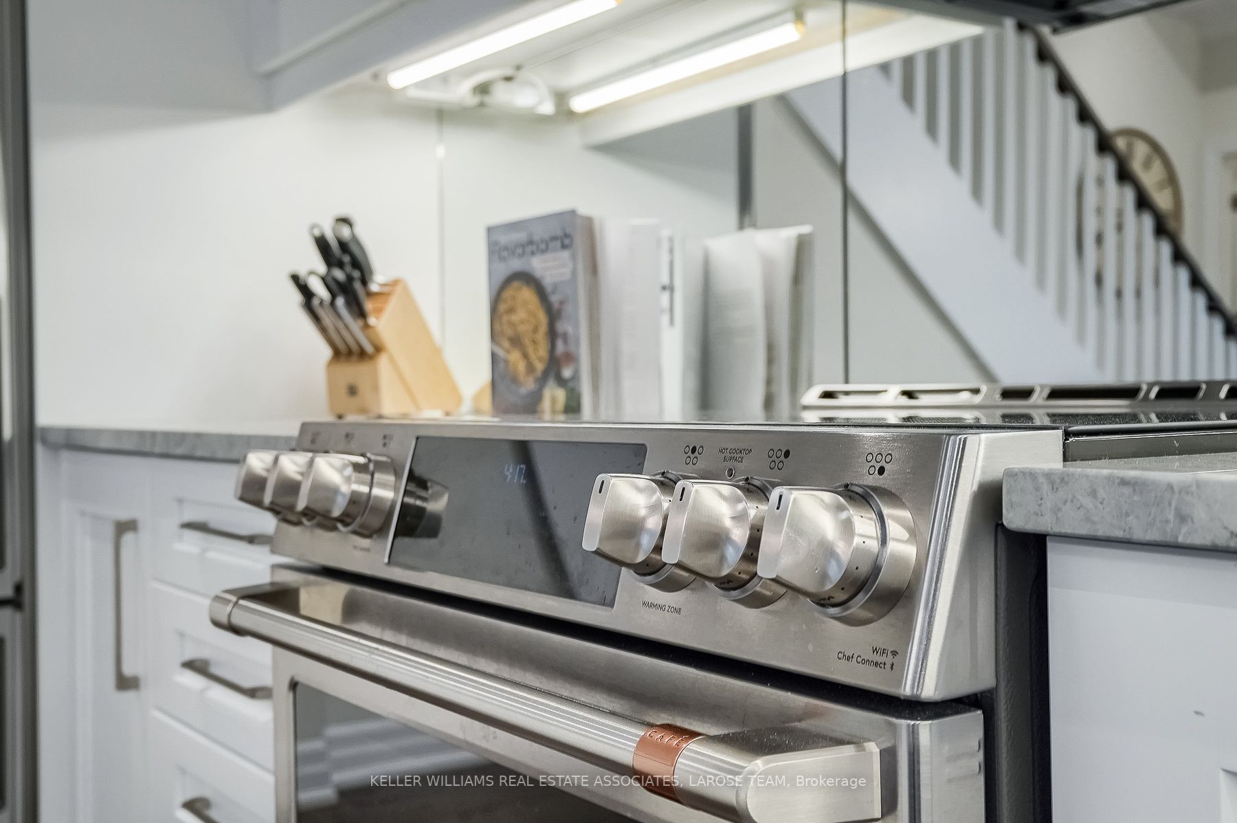 1180 Cawthra Rd, #108