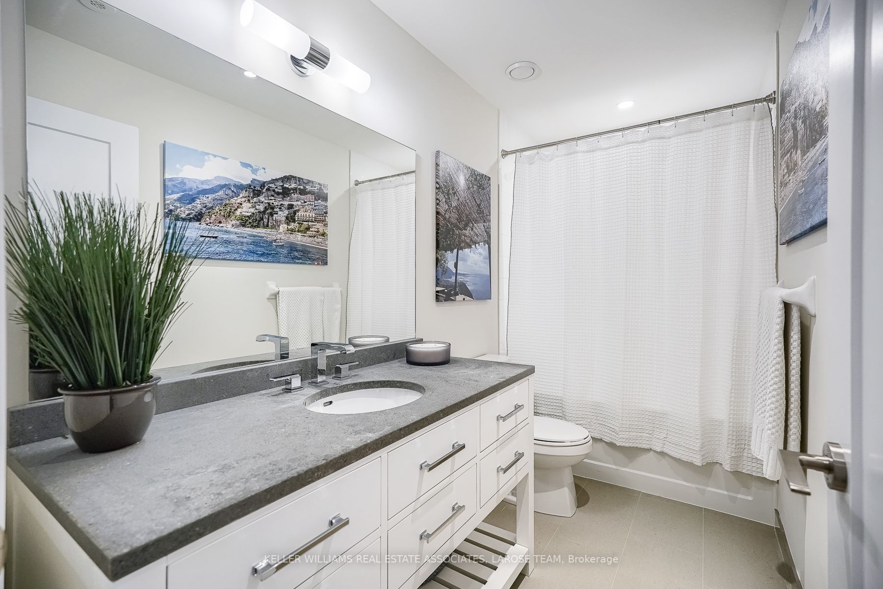 1180 Cawthra Rd, #108