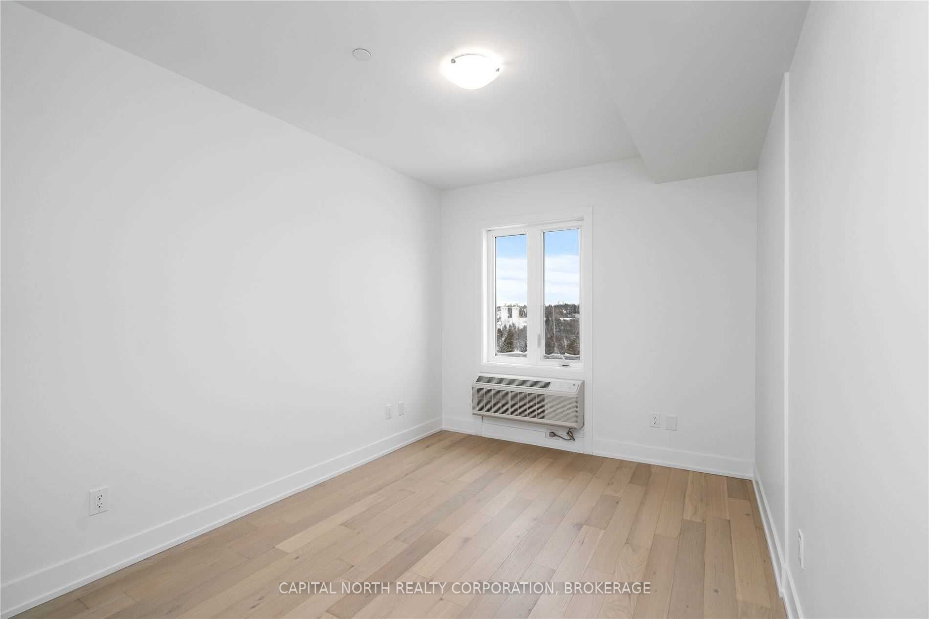 Listing W5941863 - Large Photo # 14