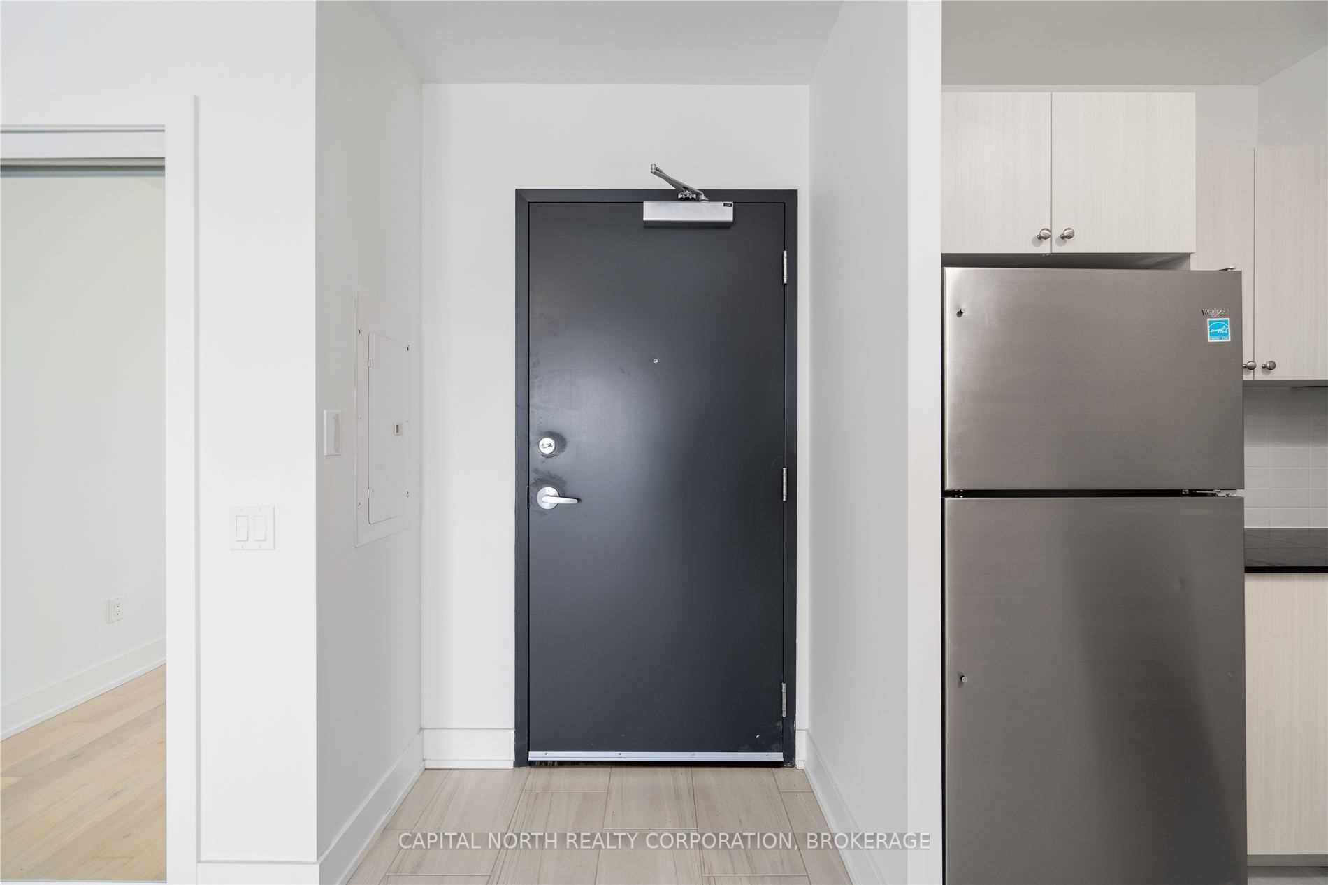 Listing W5941863 - Large Photo # 3