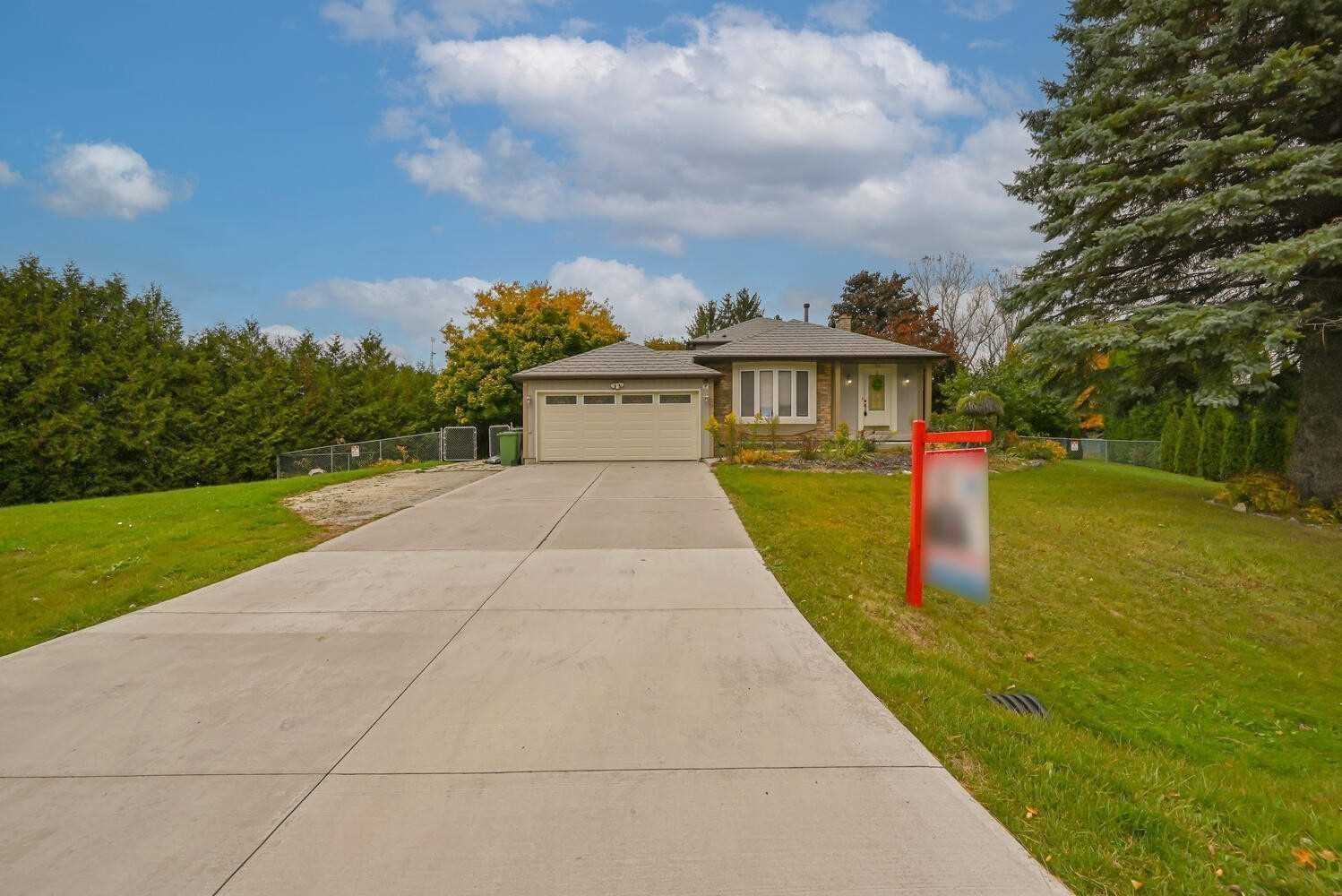 Listing W5941937 - Large Photo # 1