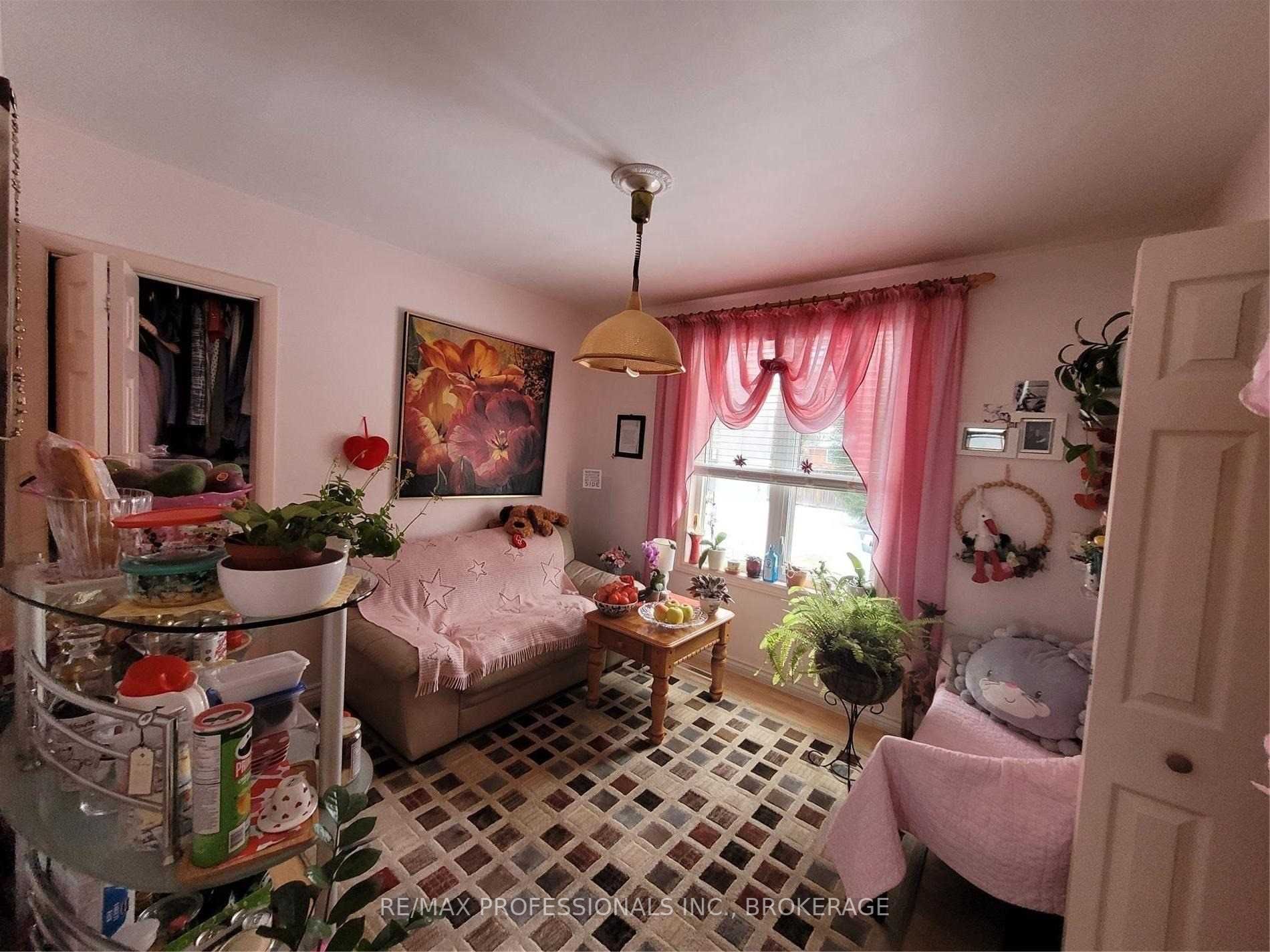 Listing W5941975 - Large Photo # 6