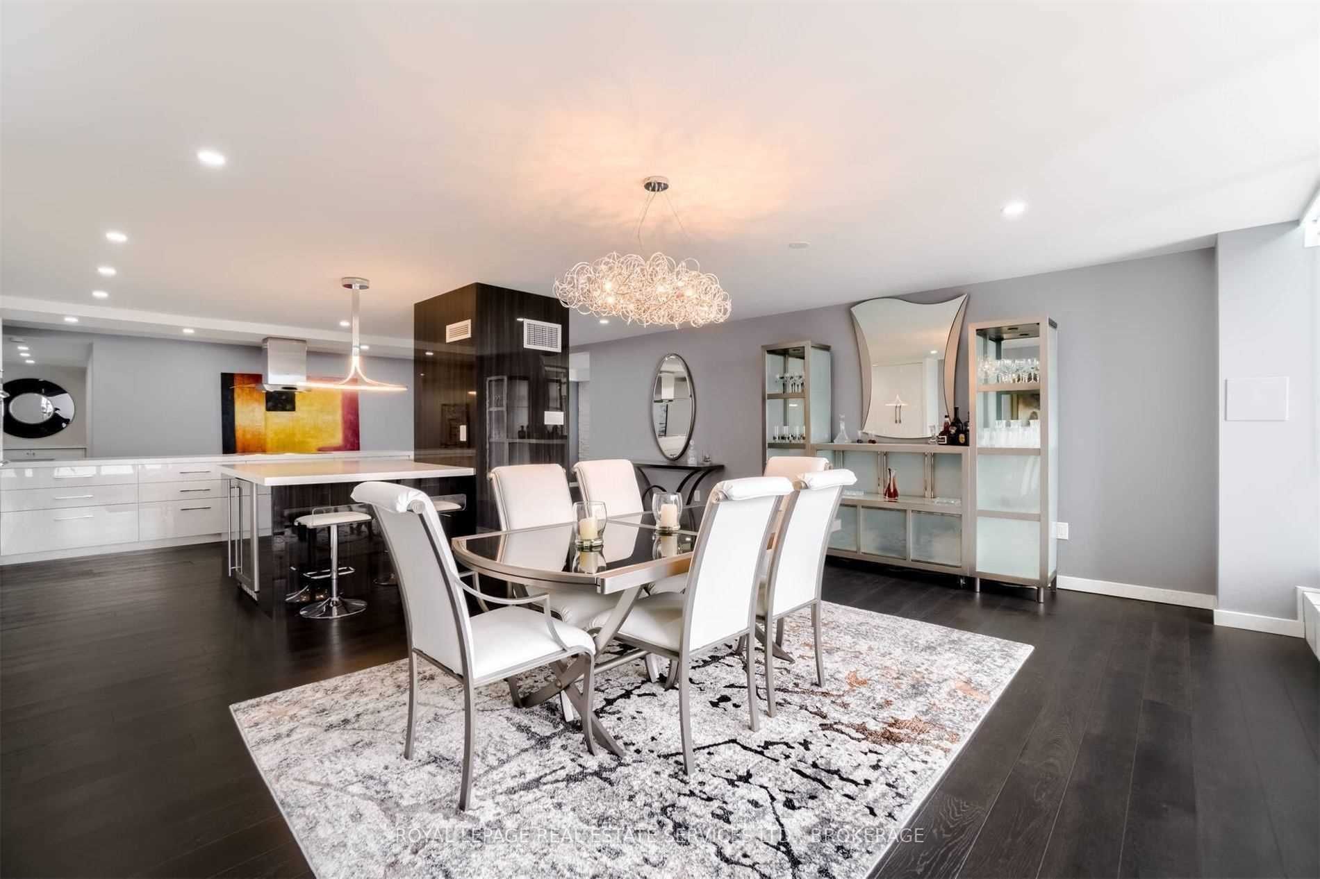 Listing W5942107 - Large Photo # 16