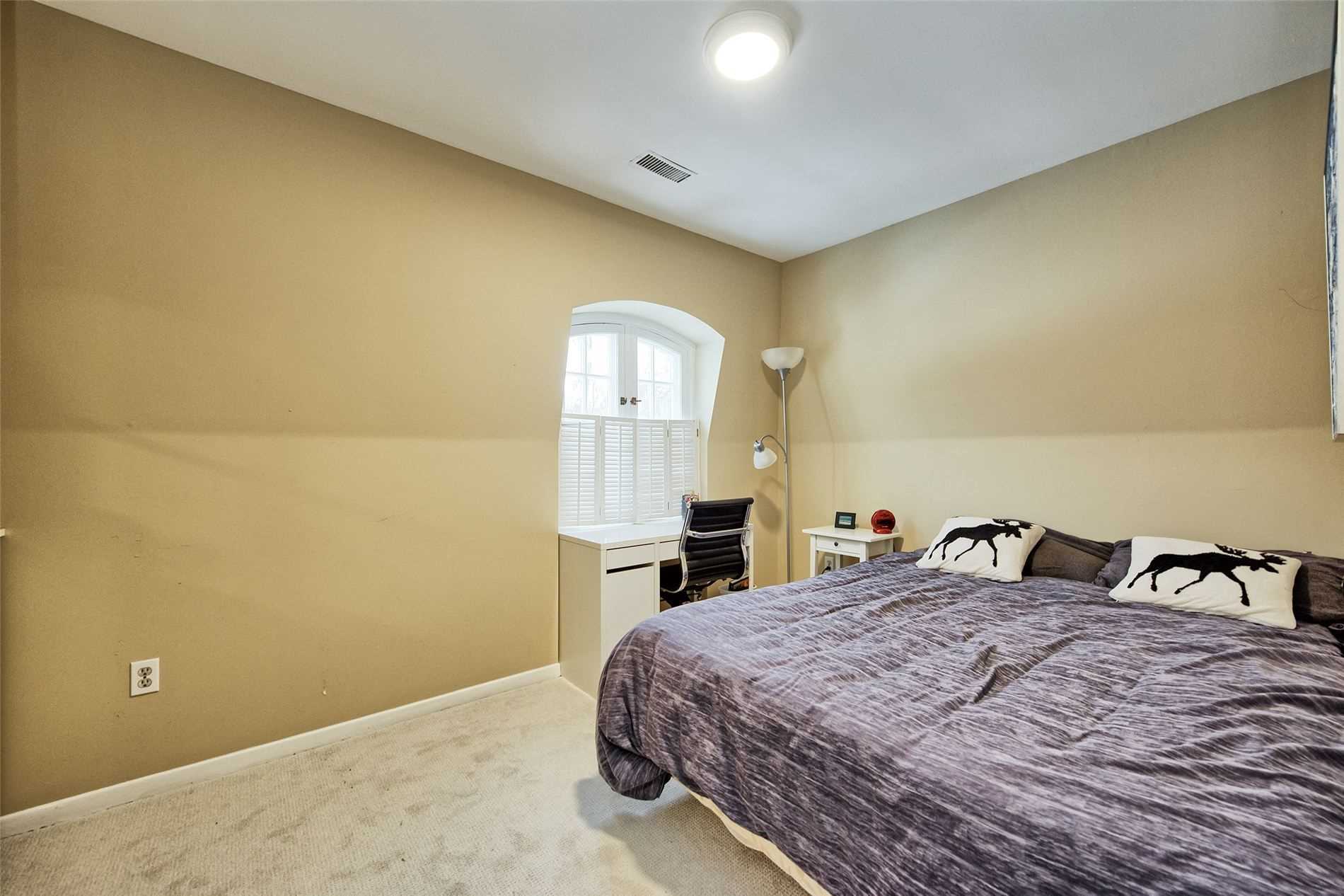 Listing W5942159 - Large Photo # 23
