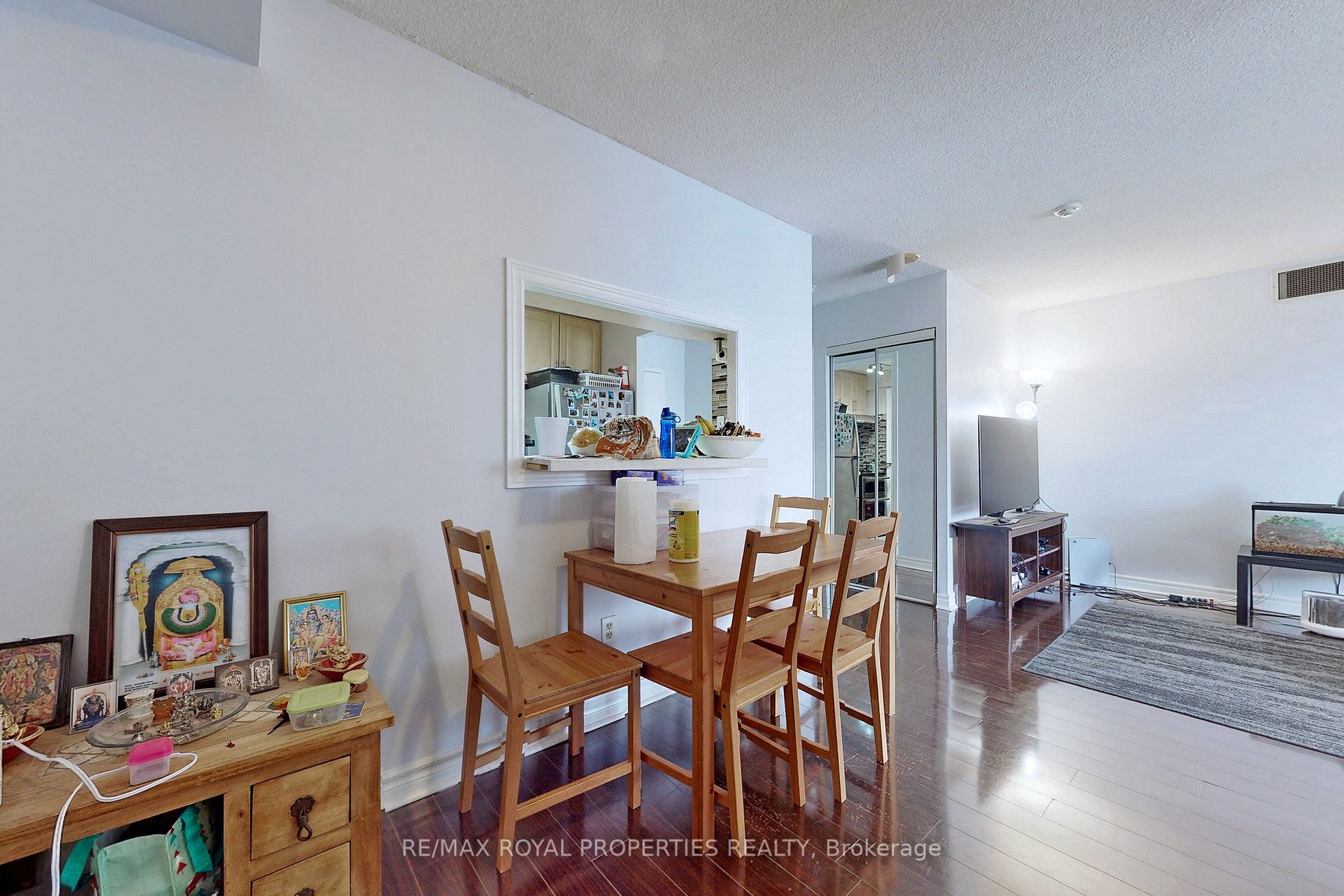 Listing W5942252 - Large Photo # 13