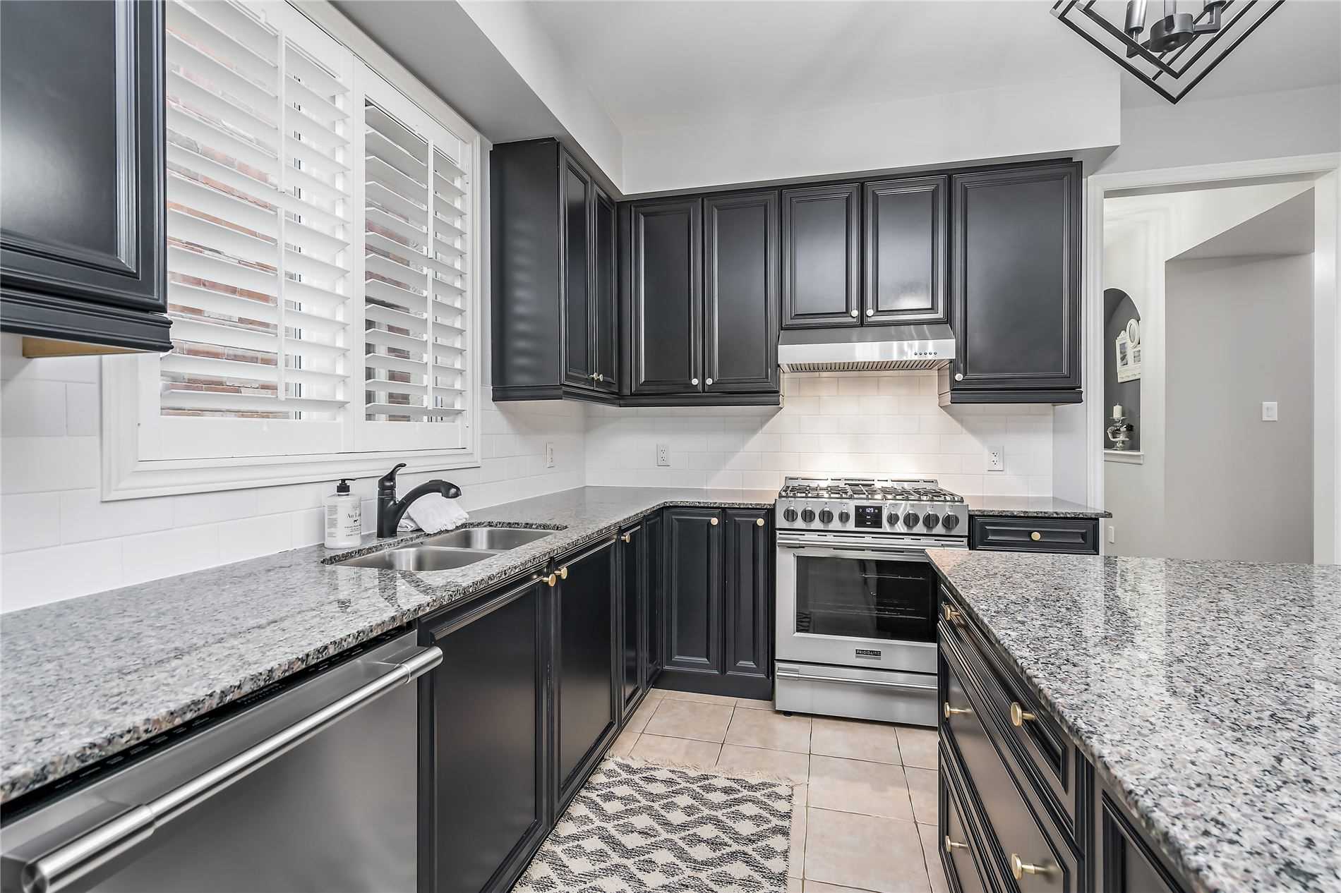 Listing W5942501 - Large Photo # 6