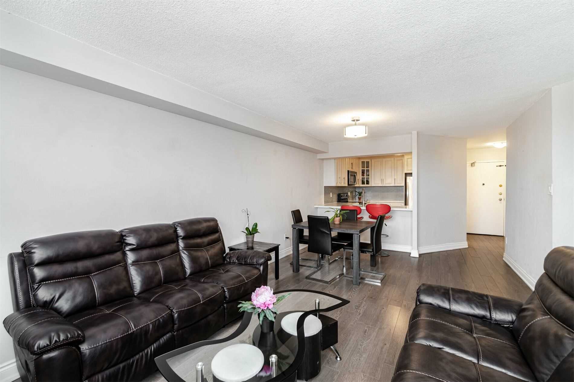 Listing W5942583 - Large Photo # 12