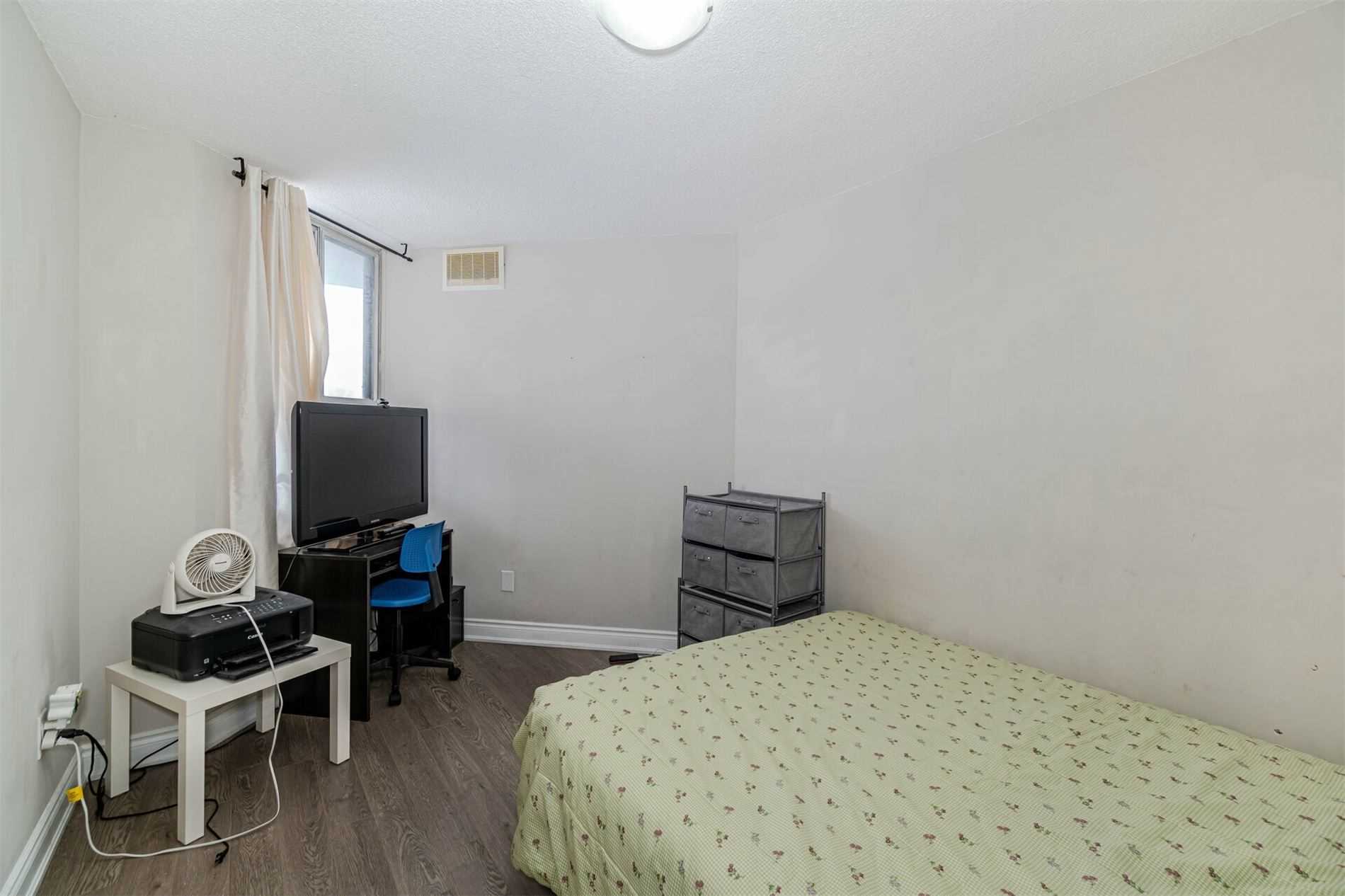 Listing W5942583 - Large Photo # 21