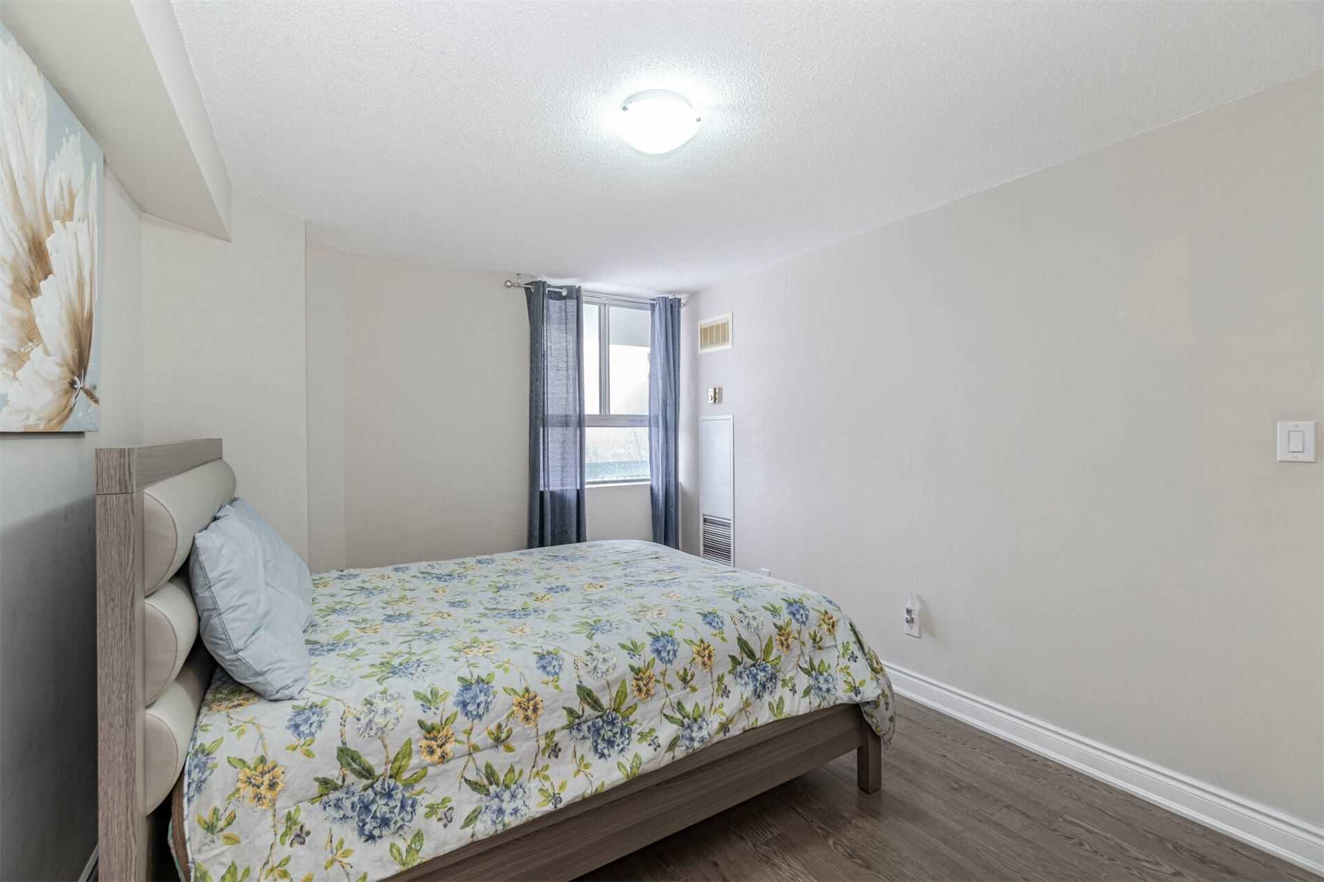 Listing W5942583 - Large Photo # 16