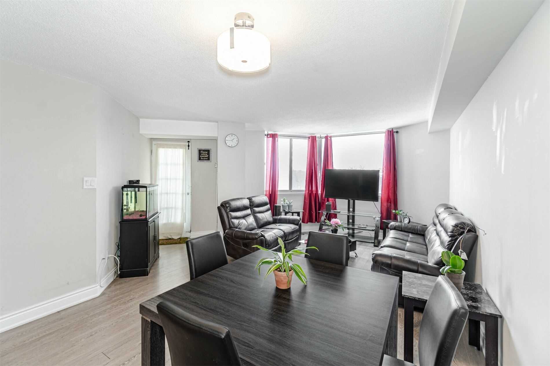 Listing W5942583 - Large Photo # 11