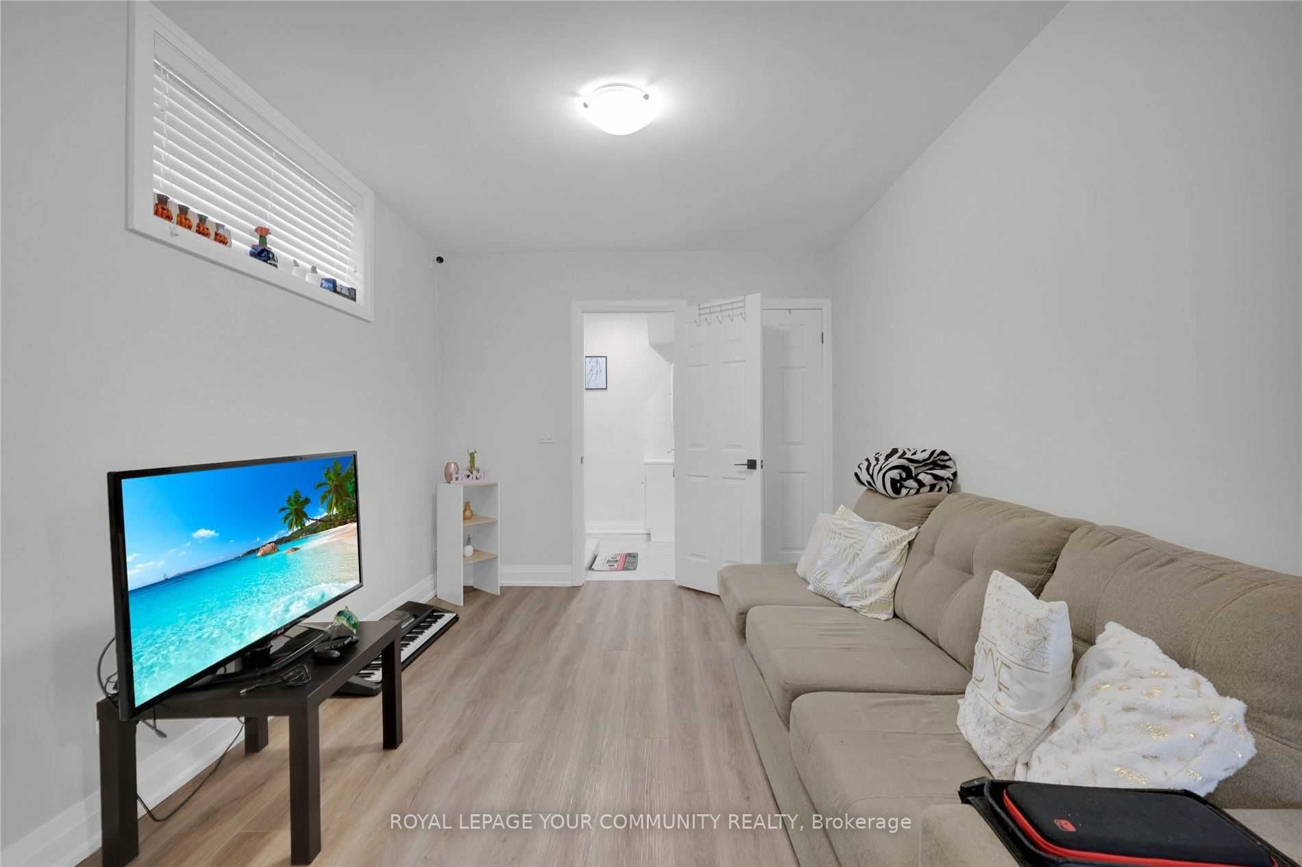 31 Chappel Hill Rd