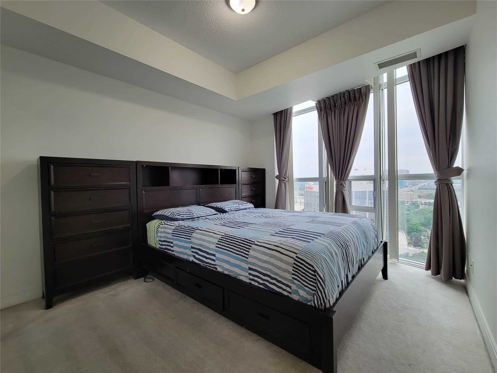 Listing W5942693 - Large Photo # 11