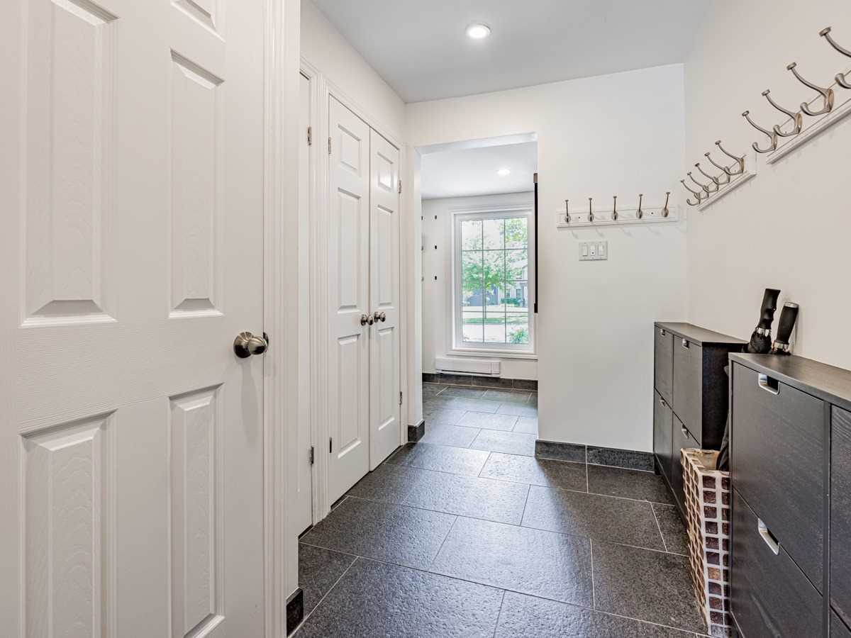 Listing W5942719 - Large Photo # 14