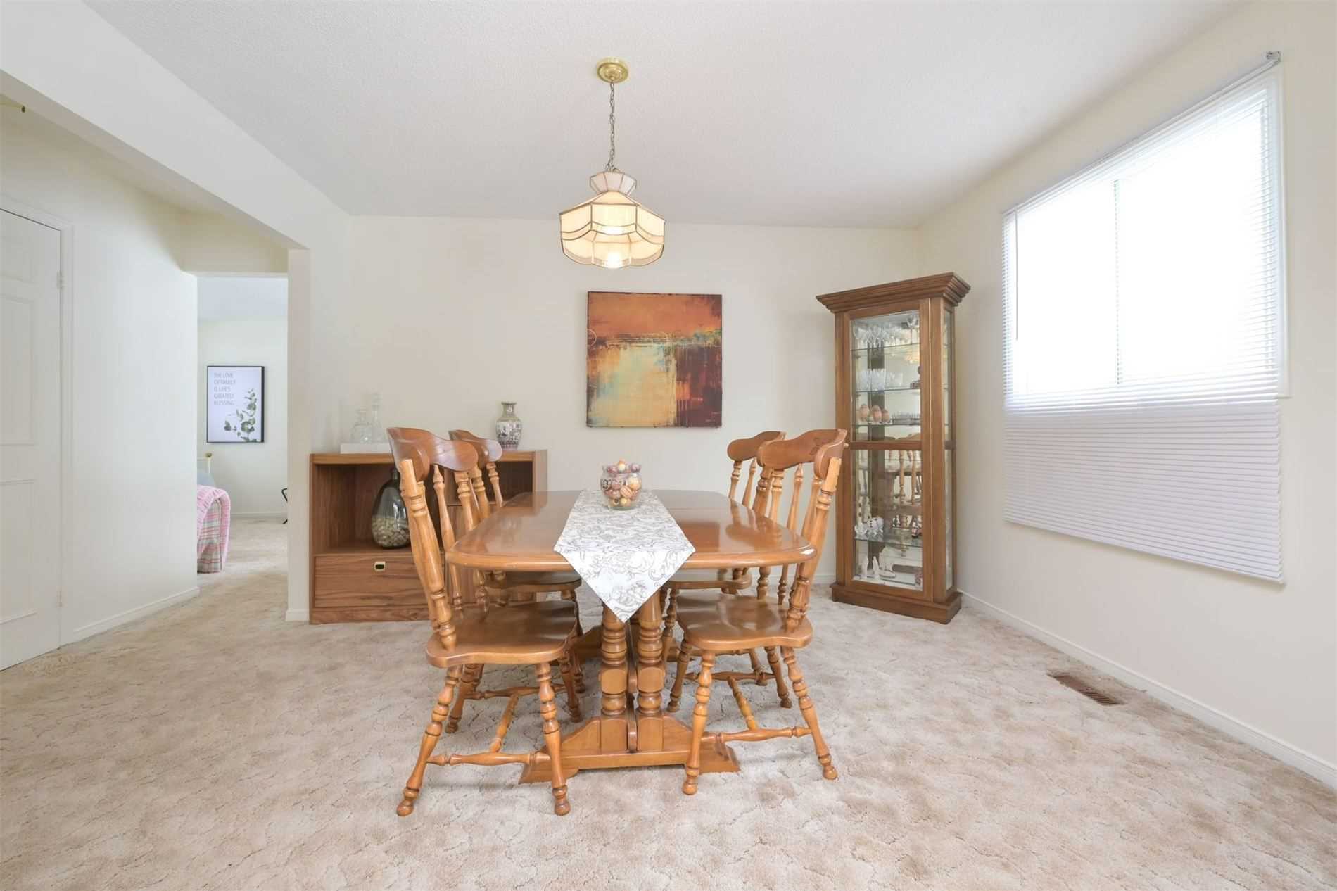 Listing W5943099 - Large Photo # 12