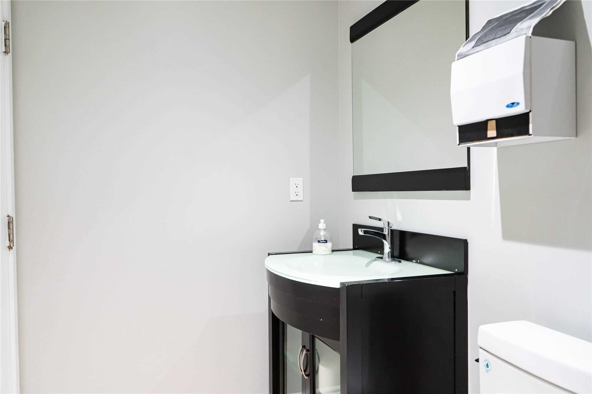 Listing W5943163 - Large Photo # 19