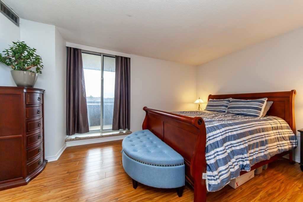 Listing W5943295 - Large Photo # 24
