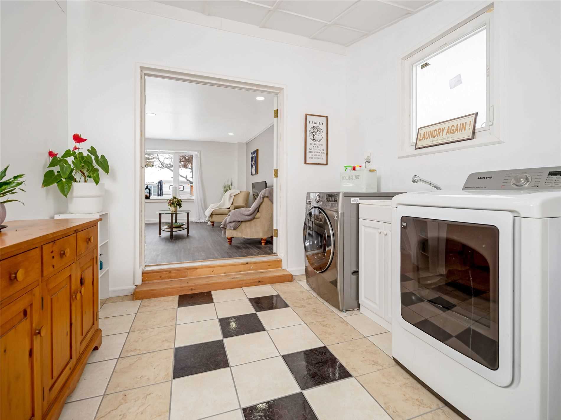 Listing W5943323 - Large Photo # 25
