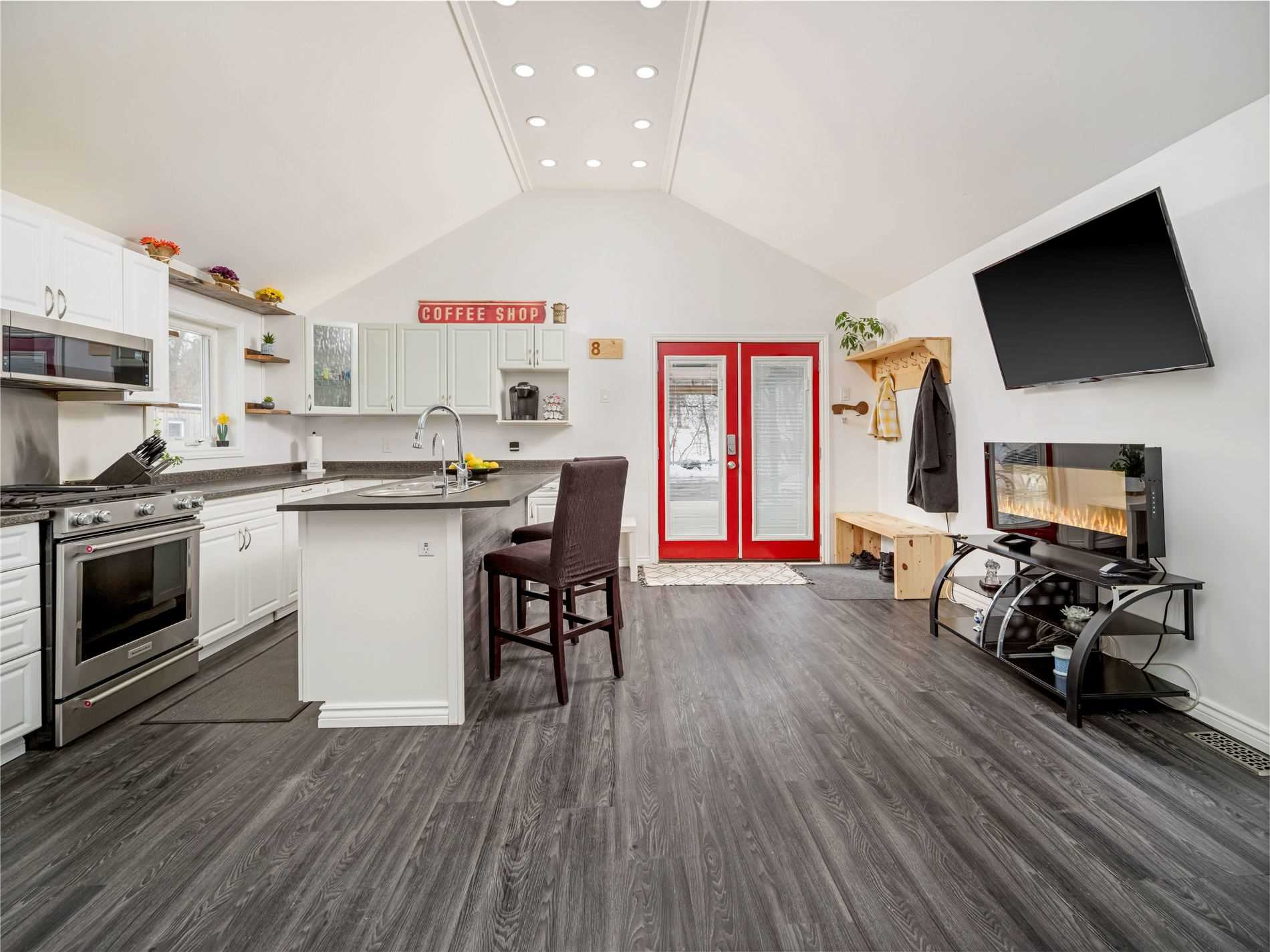 Listing W5943323 - Large Photo # 8