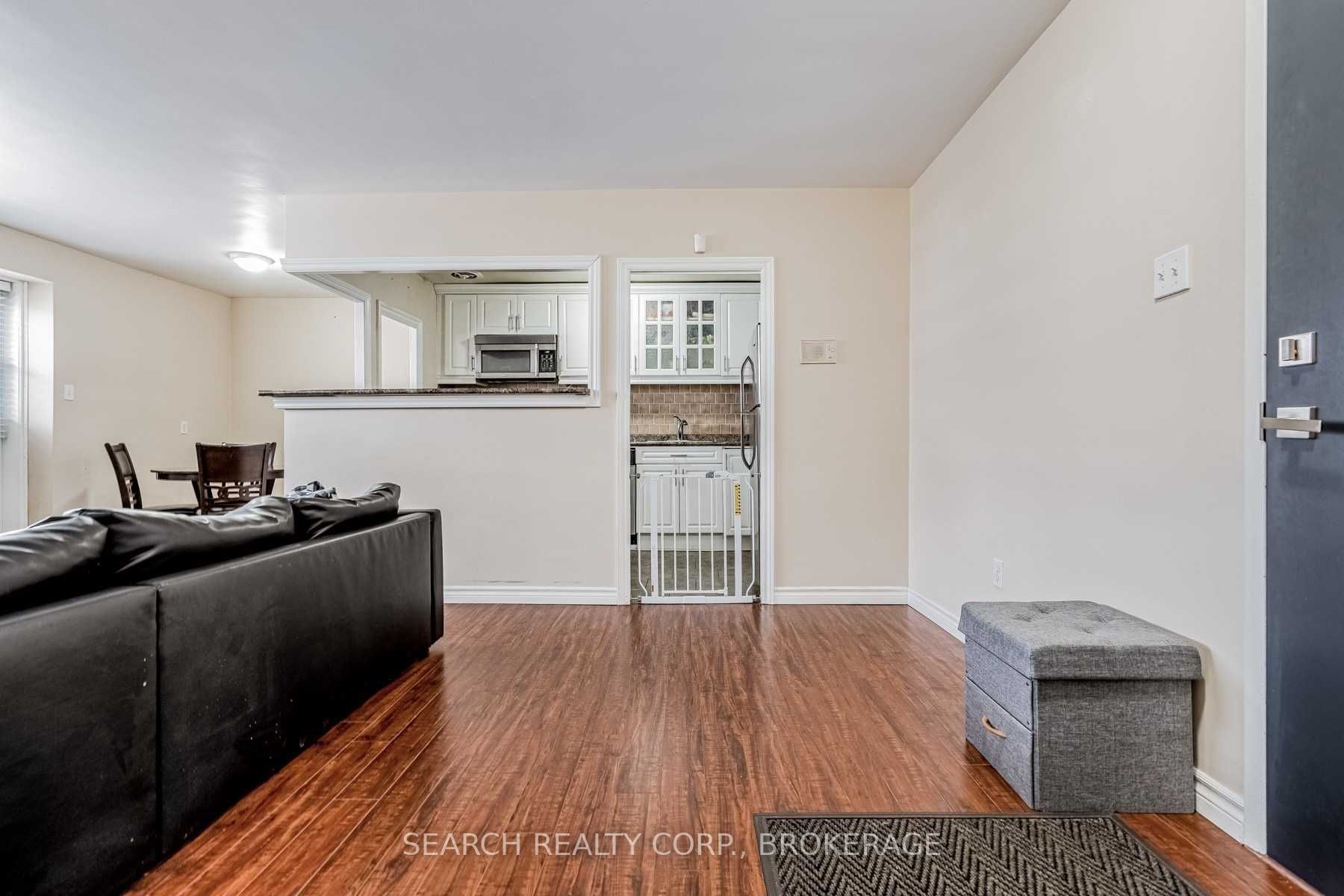 Listing W5943349 - Large Photo # 3