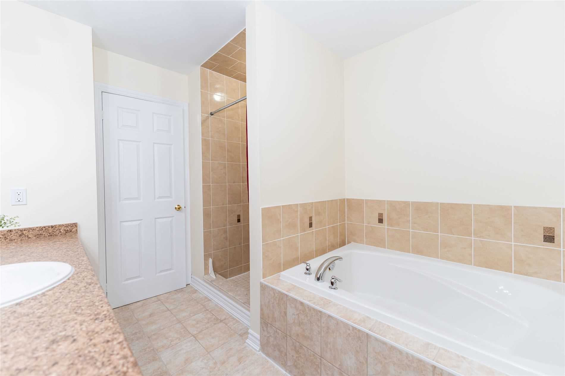 Listing W5943525 - Large Photo # 28