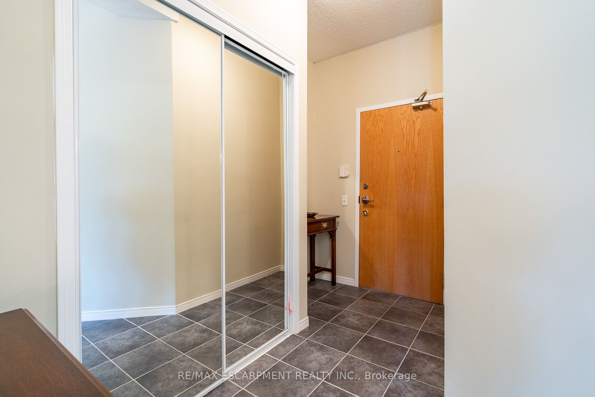 Listing W5943684 - Large Photo # 10