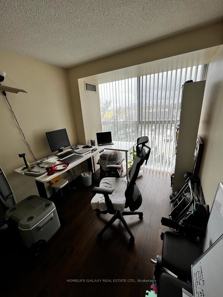Listing W5943692 - Large Photo # 13