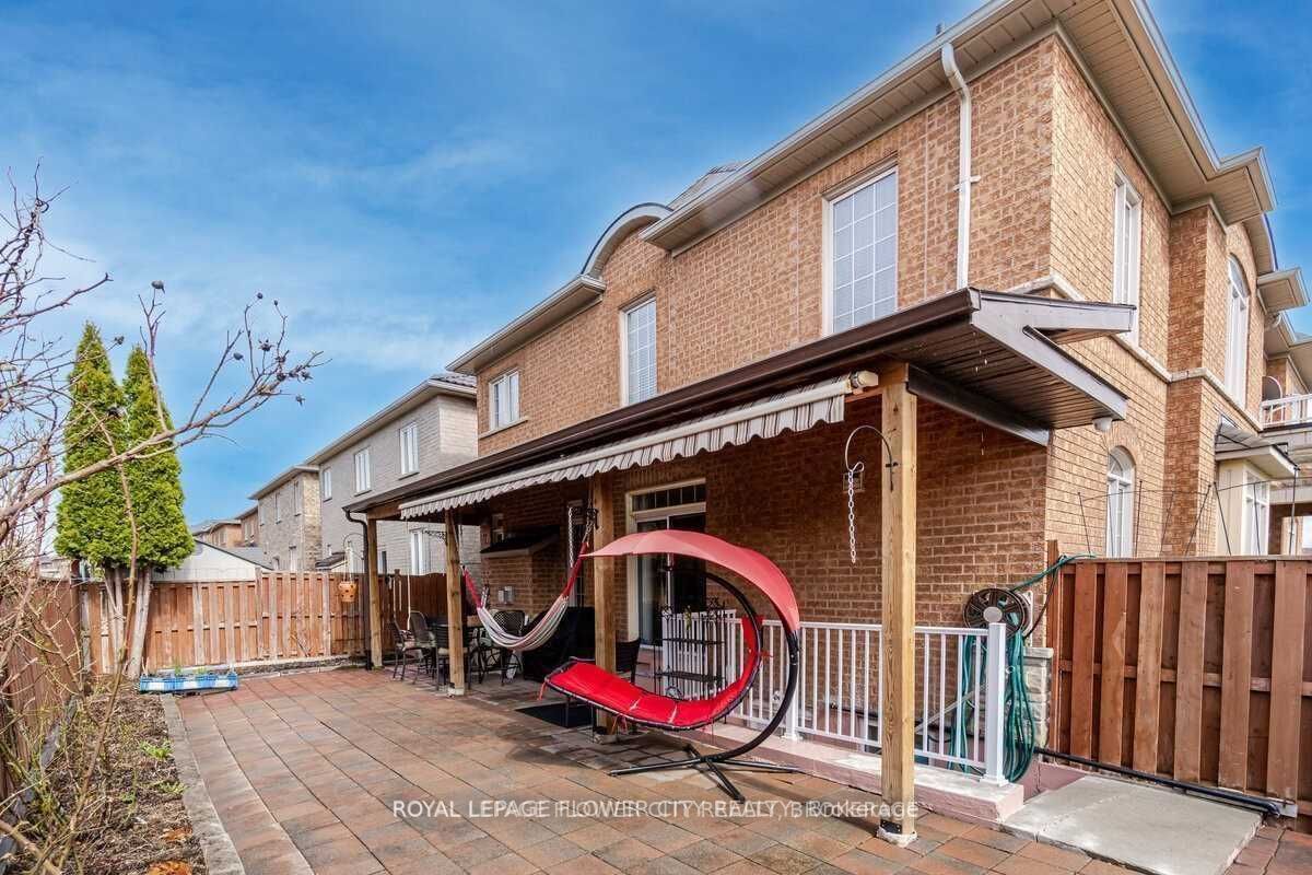 29 Long Meadow Rd