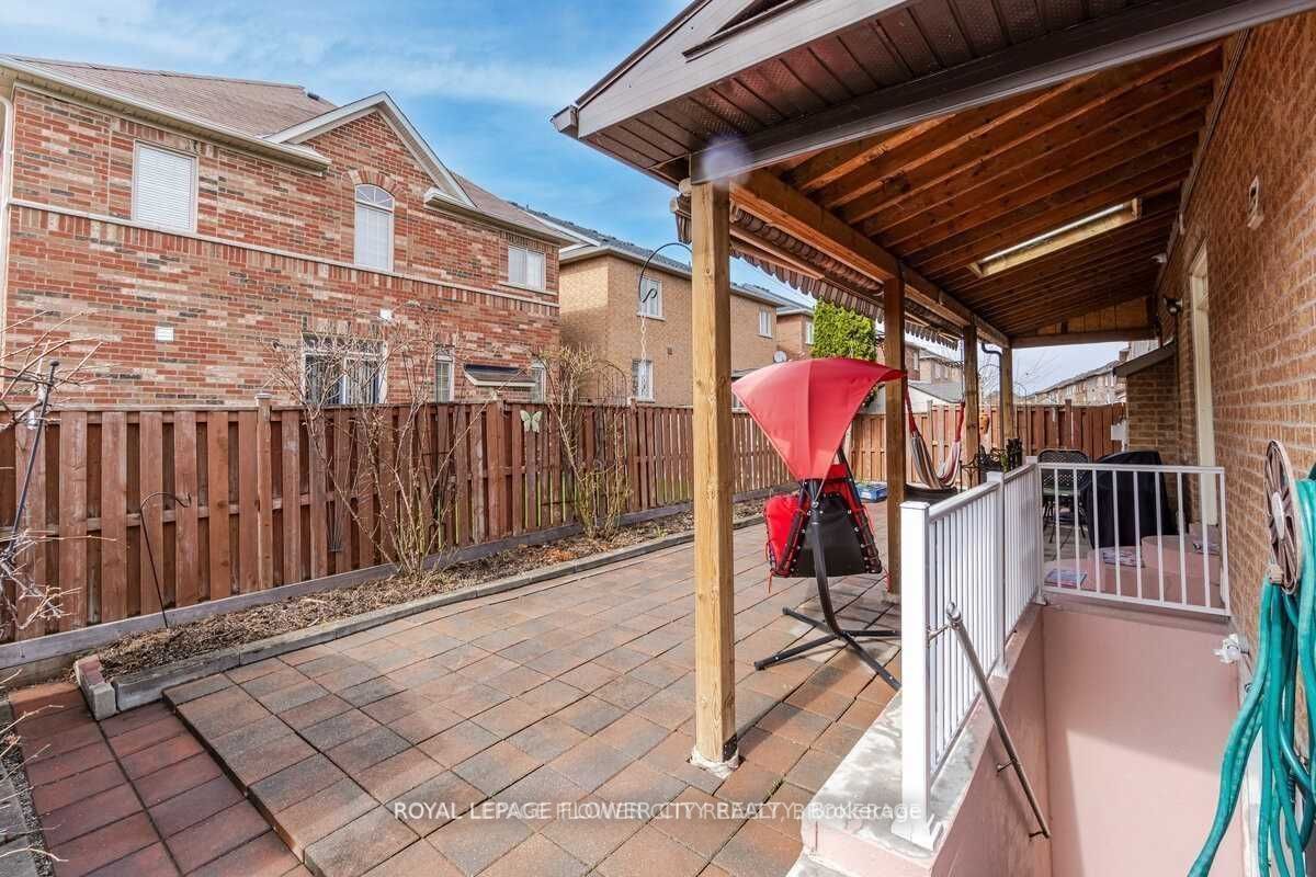 29 Long Meadow Rd