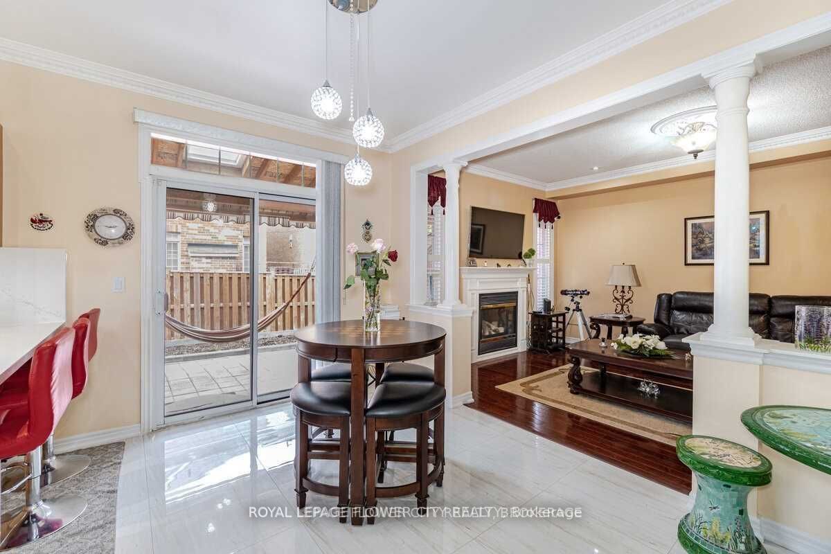 29 Long Meadow Rd