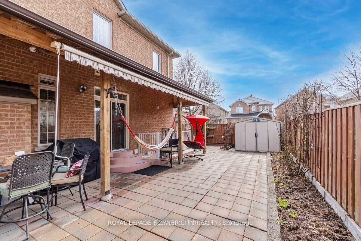 29 Long Meadow Rd