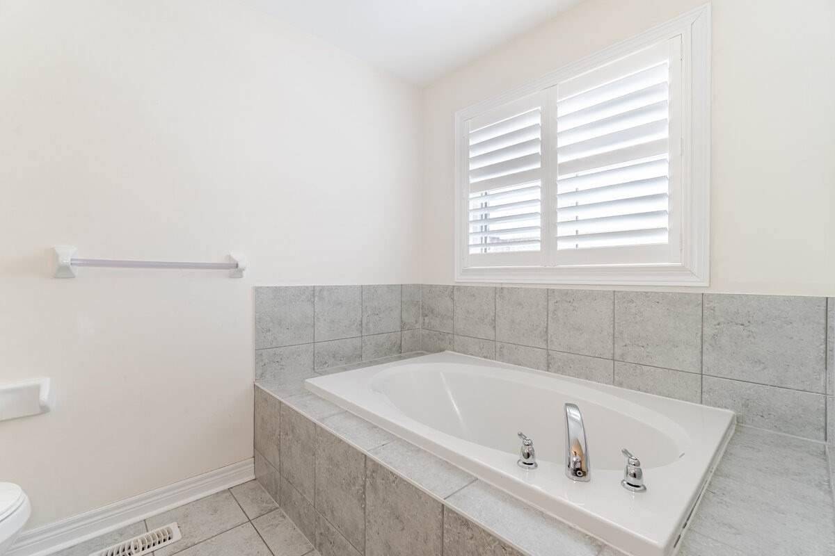 Listing W5943835 - Large Photo # 22